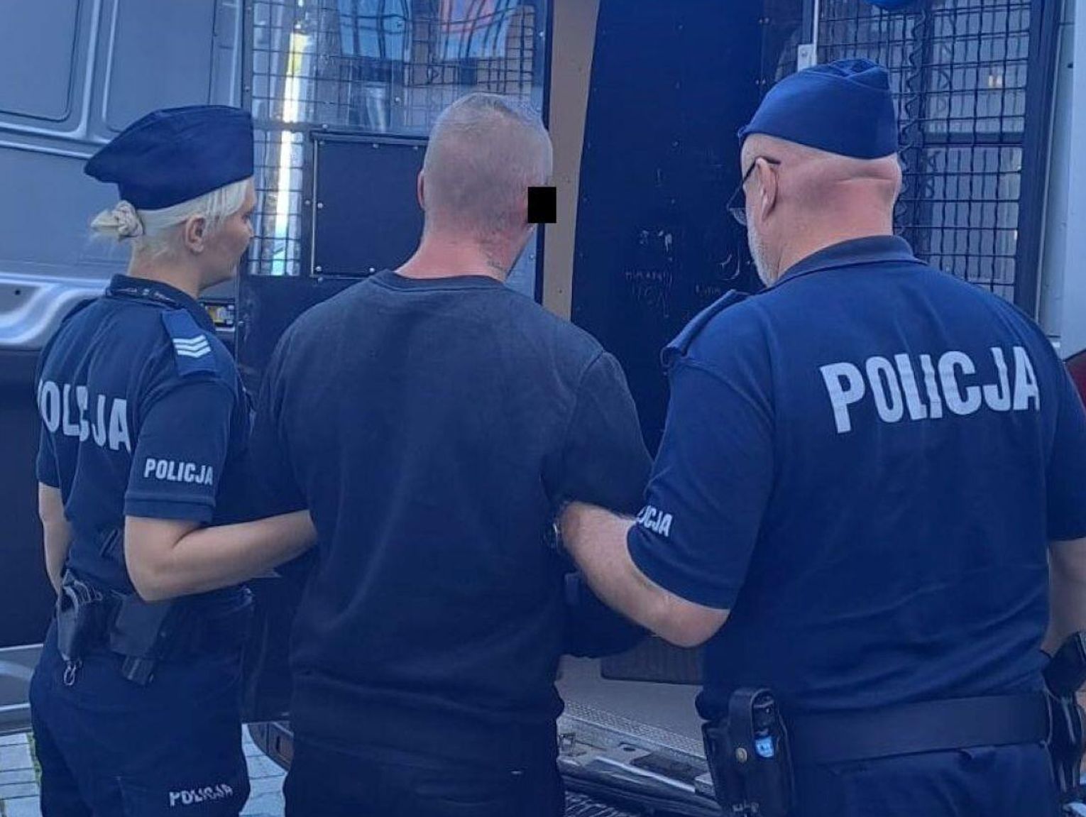 Hrubieszów: 28-letni hrubieszowianin z sądowym zakazem chciał staranować radiowóz