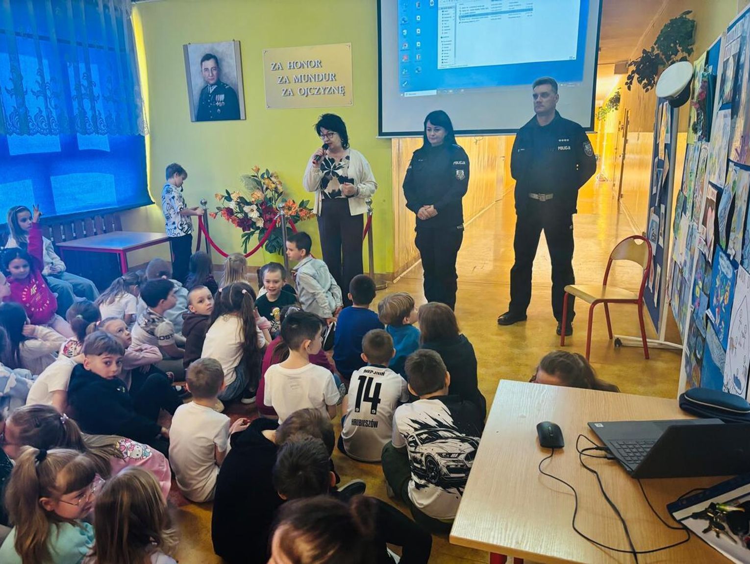 Hrubieszów: Misja 112 w szkole "trójce". Uczniowie nie byli tylko biernymi słuchaczami