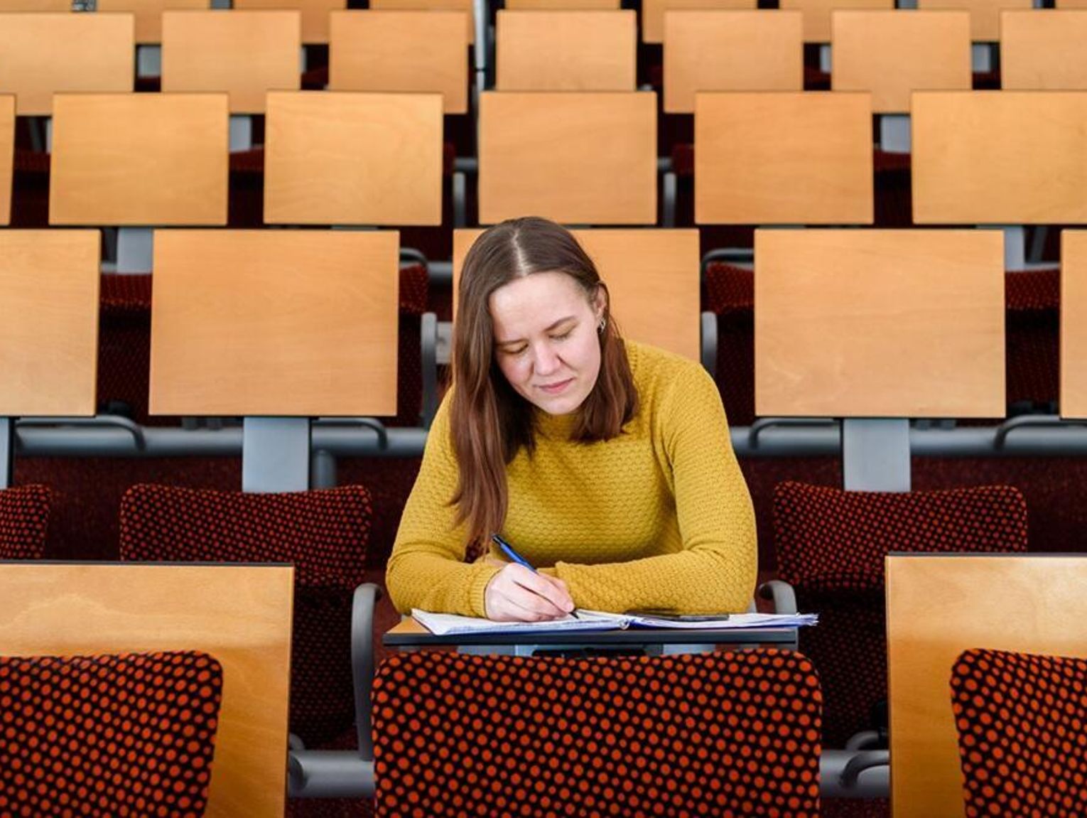 Jak studia podyplomowe mogą pomóc w przebranżowieniu się?