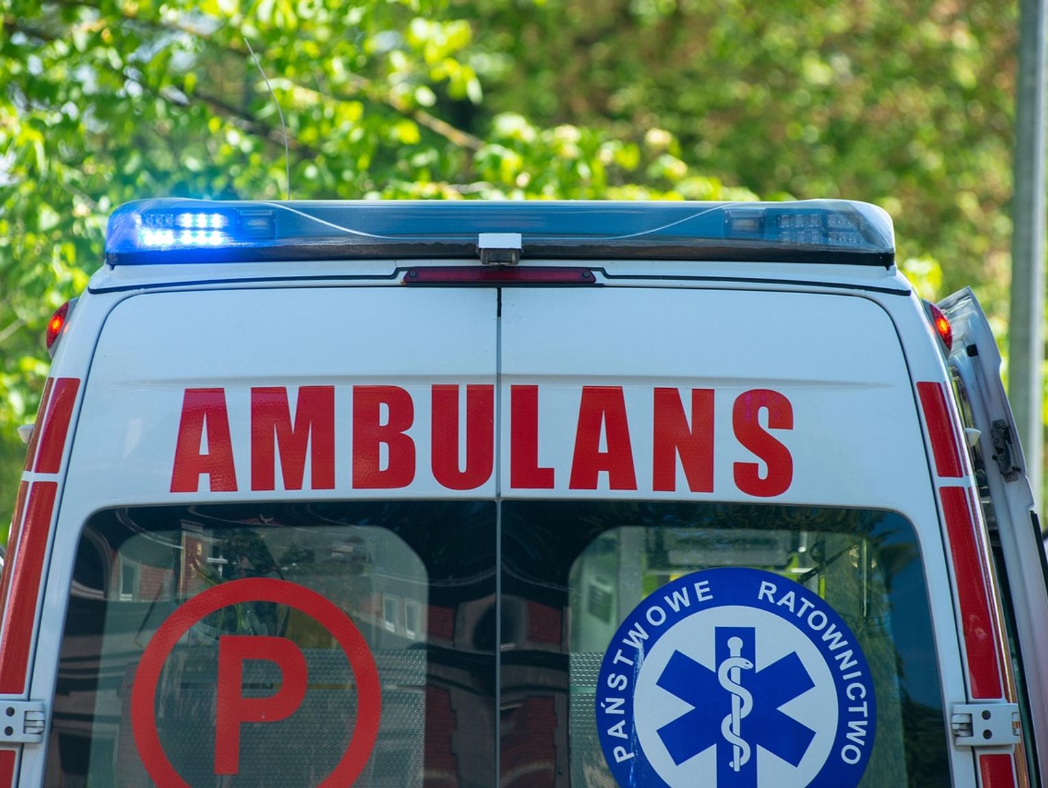 Lubelskie: 2-latek wypadł z okna na pierwszym piętrze
