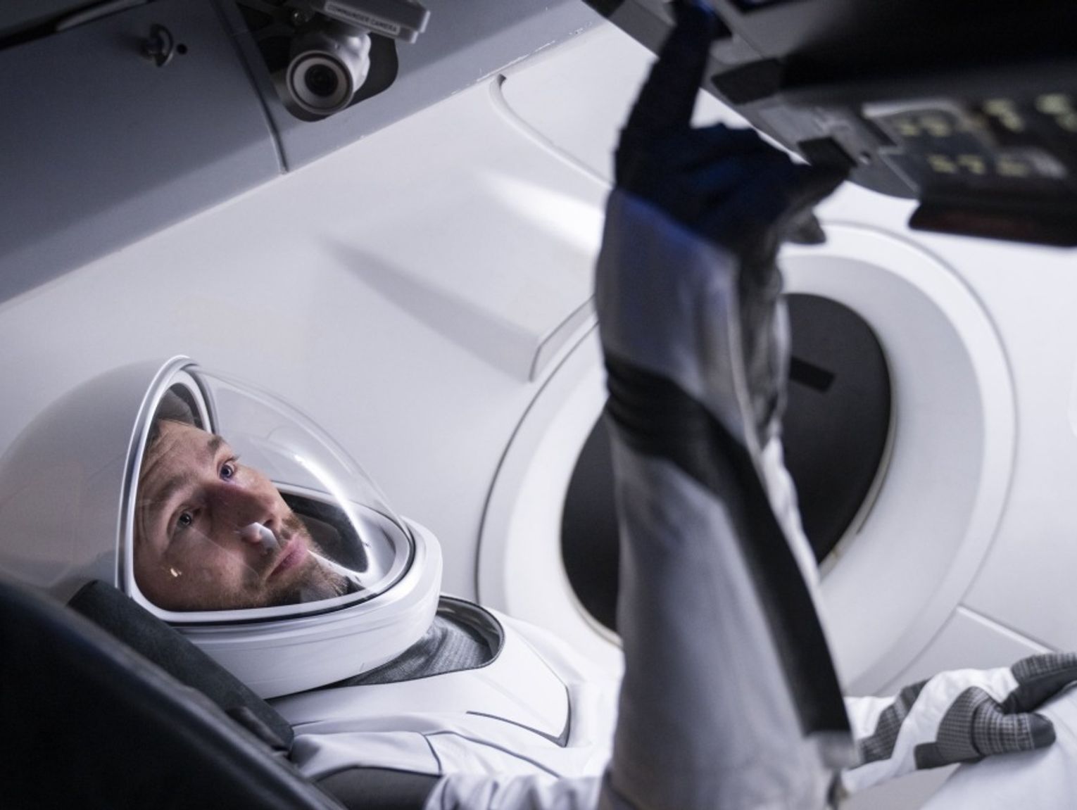 Jutro Sławosz Uznański-Wiśniewski leci w kosmos. Gdzie oglądać start rakiety?