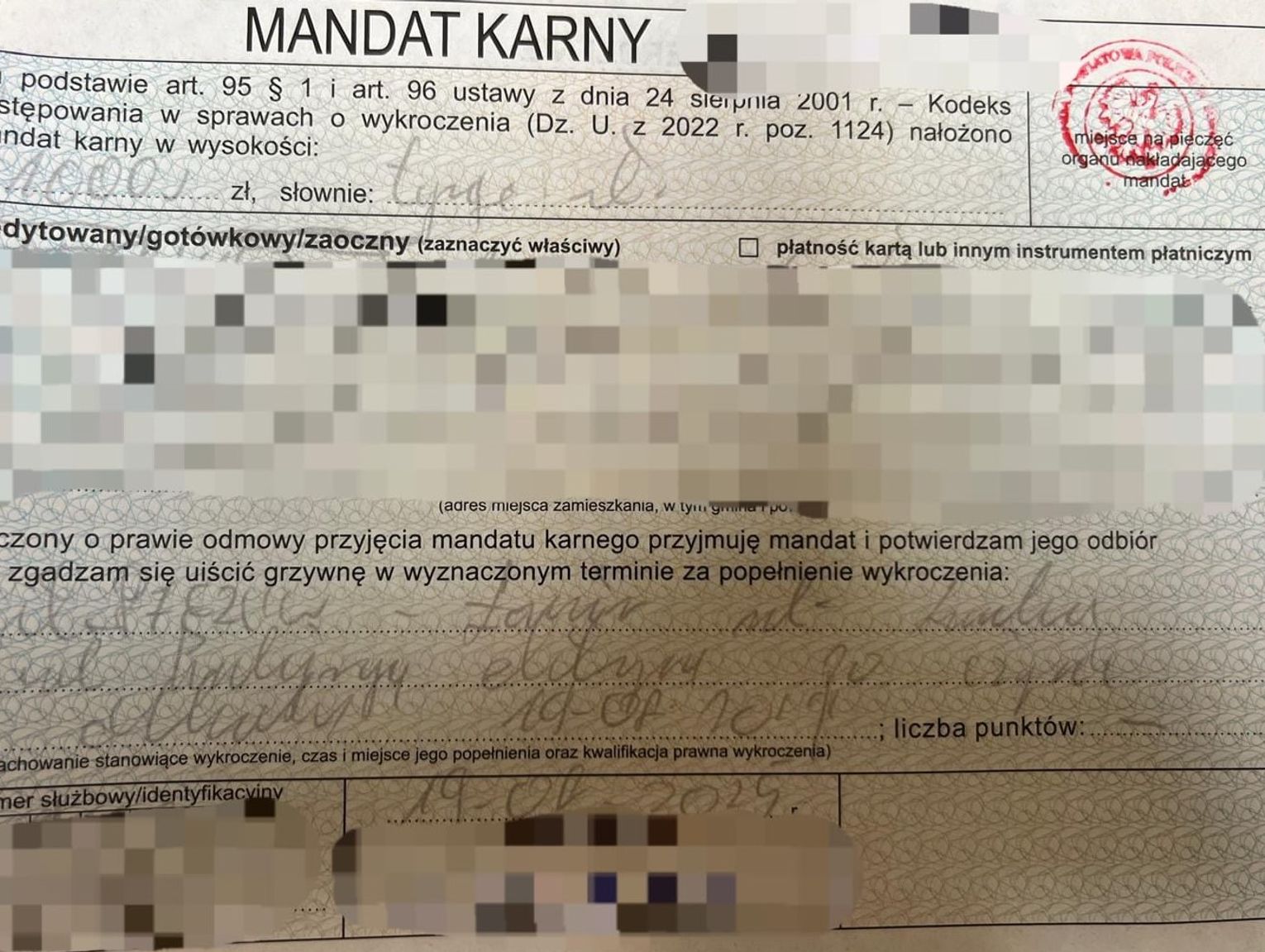 Łaszczów: 56-latek z sąsiedniej gminy po pijaku jechał na hulajnodze. Dostał wysoki mandat