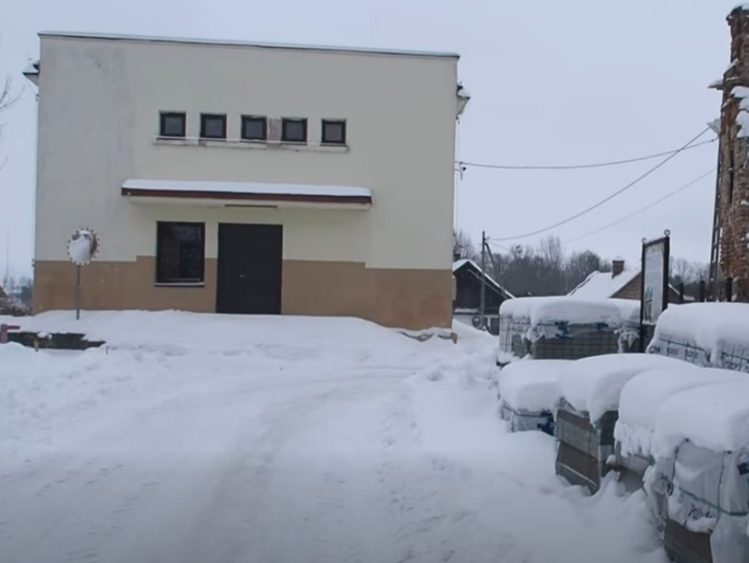 Łaszczów: Radni chcą złapać oddech. Spór o miliony i wizję rozwoju gminy, w tle kino i droga