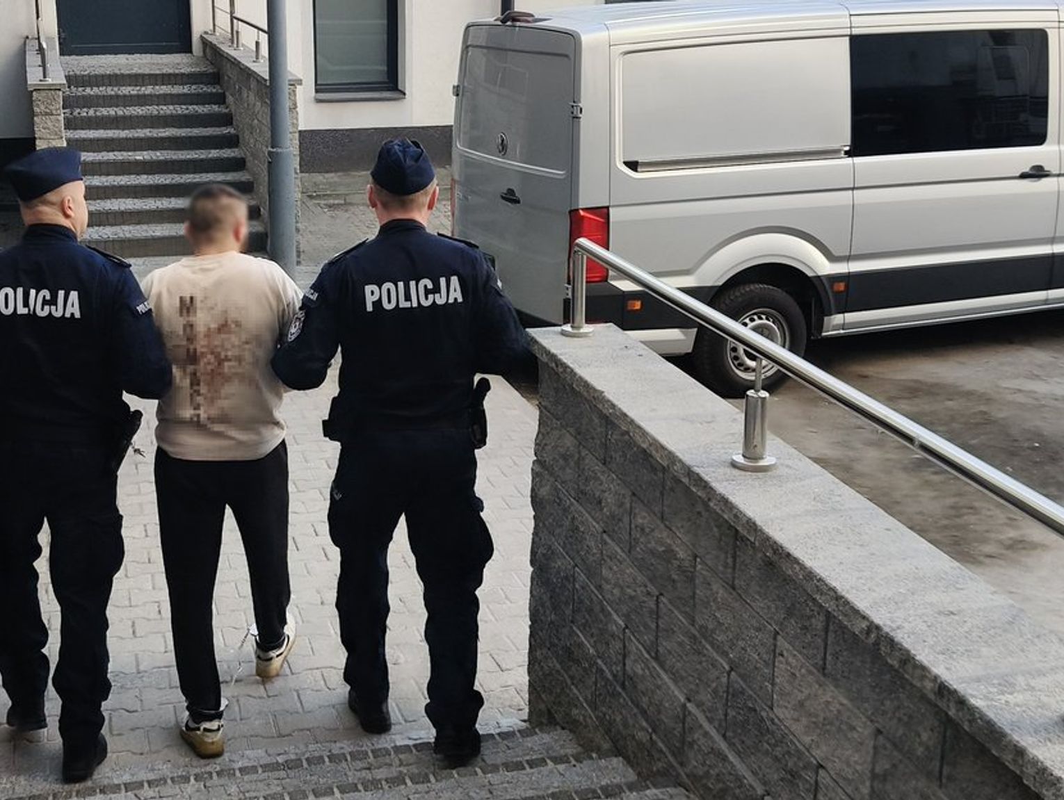 Mieli kilka tysięcy porcji narkotyków. Zarzuty dla dwóch mieszkańców powiatu zamojskiego