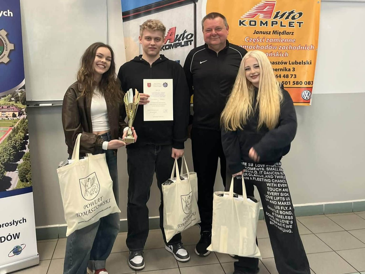 Mistrzowie kierownicy z Bartosza. Wygrali eliminacje powiatowe Ogólnopolskiego Turnieju Motoryzacyjnego