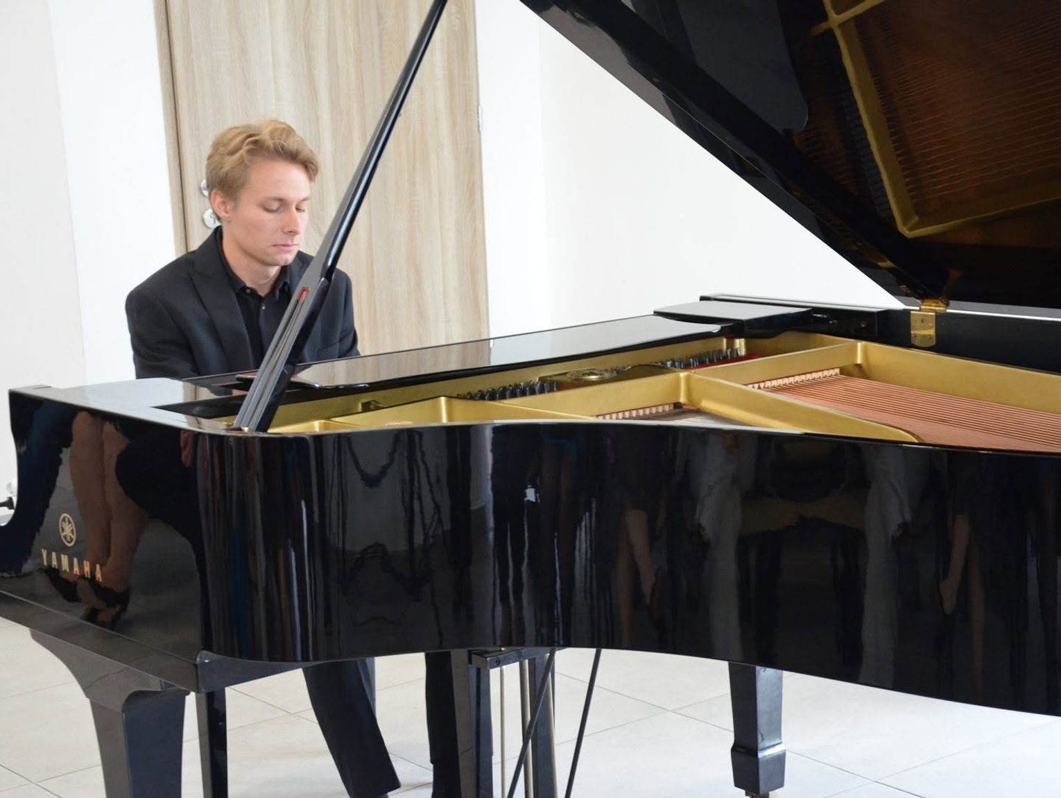 Młody pianista Daniel Rożek zagrał w Poturzynie – miejscu związanym z Chopinem