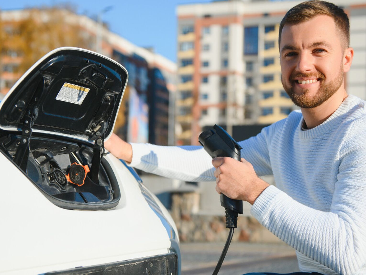 Na potęgę kradną kable ze stacji ładowania aut. Branża domaga się kontroli skupów złomu
