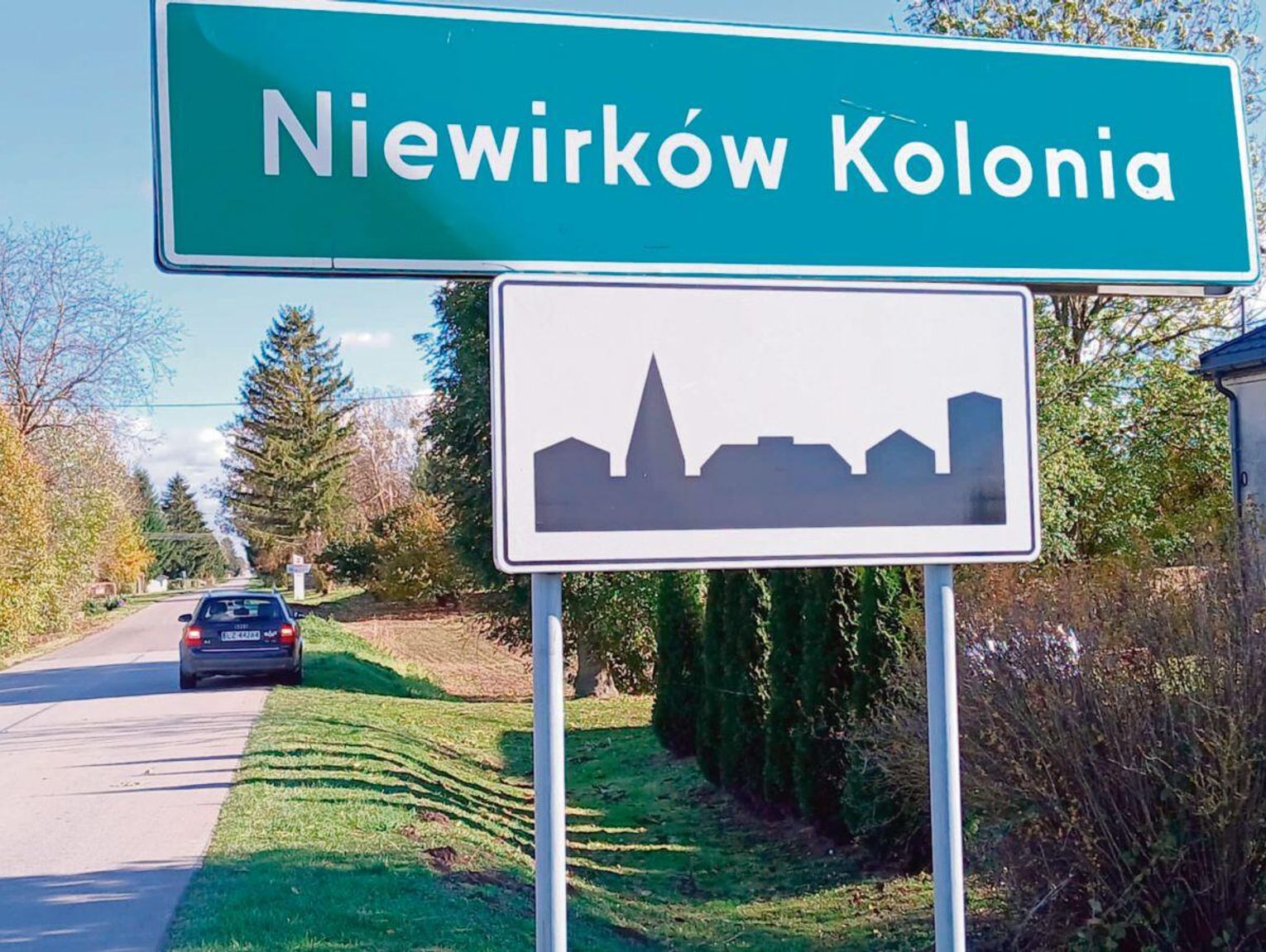 Niewirków-Kolonia: Dla bezpieczeństwa chcą mieć chodnik. Wystąpili do Rady Powiatu Zamojskiego z petycją