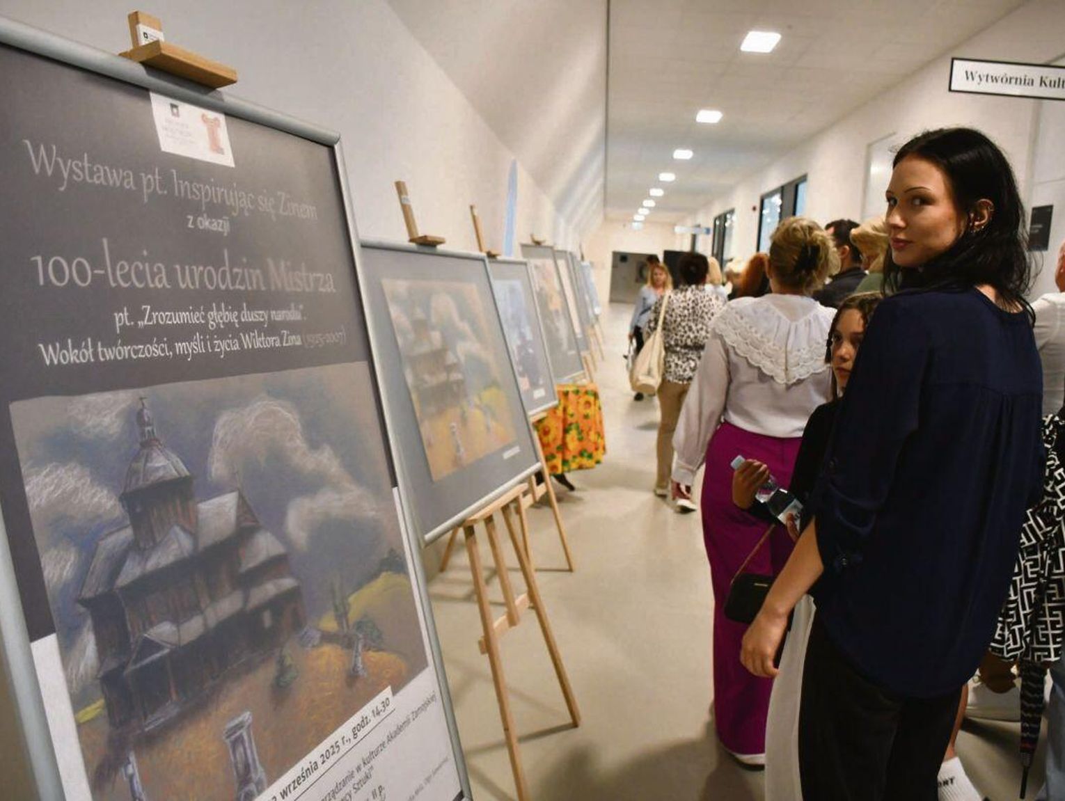 Pamięci profesora Zina. Konferencja w Zamojskiej Akademii Kultury i tort na 100 rocznicę urodzin