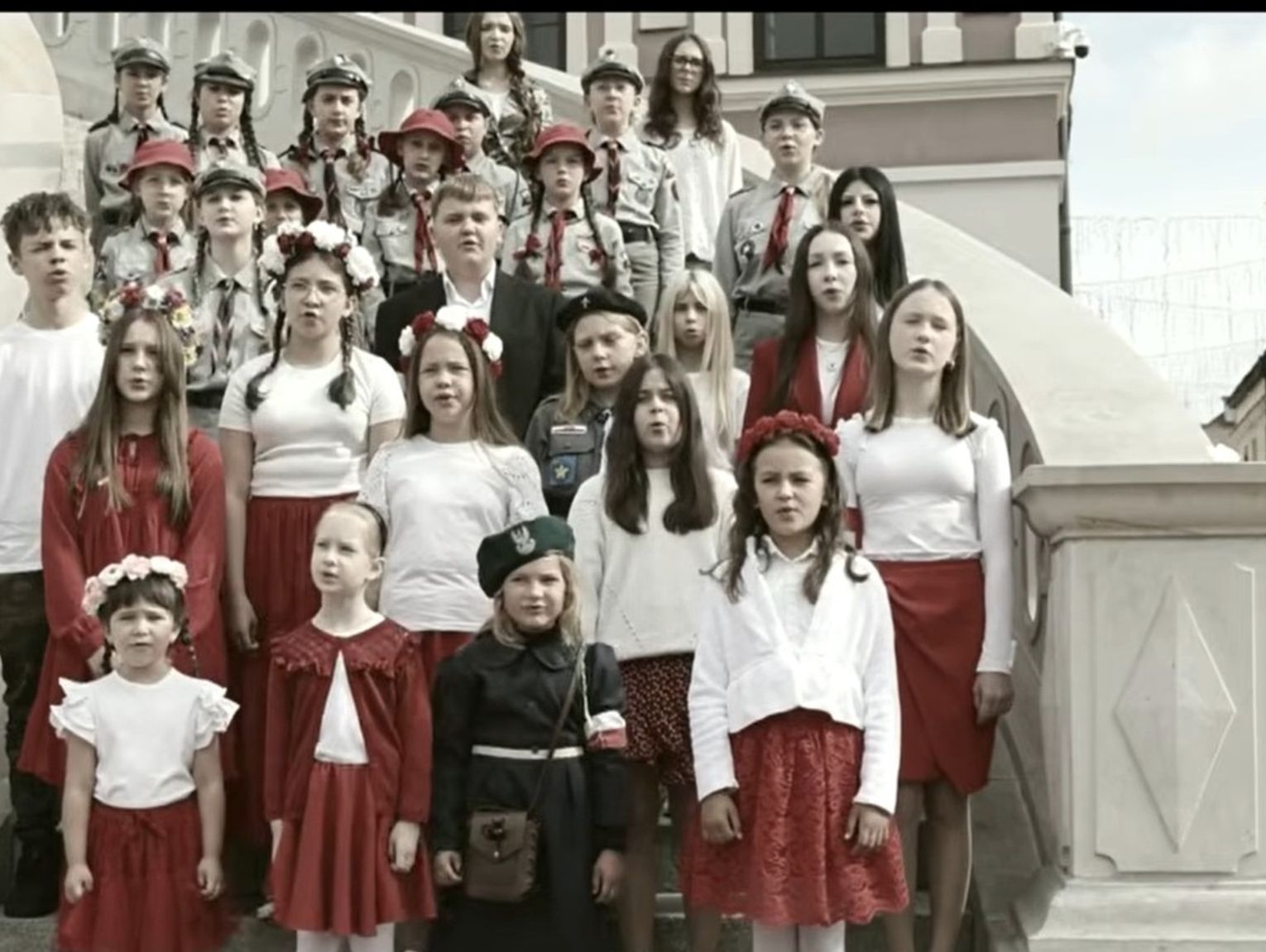 Patriotyczny teledysk „Garstka nieduża” zadebiutował w Bondyrzu. Zobacz