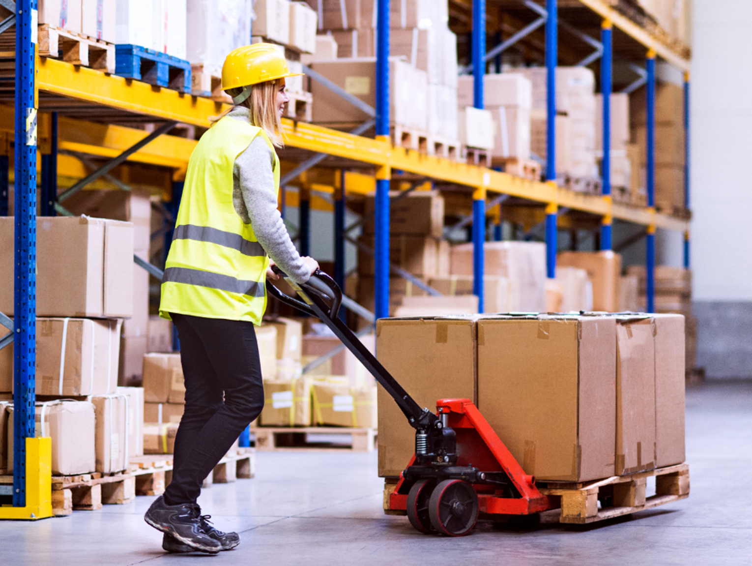 PIP zmieni nam umowę. Tyle iż na etacie możemy stracić