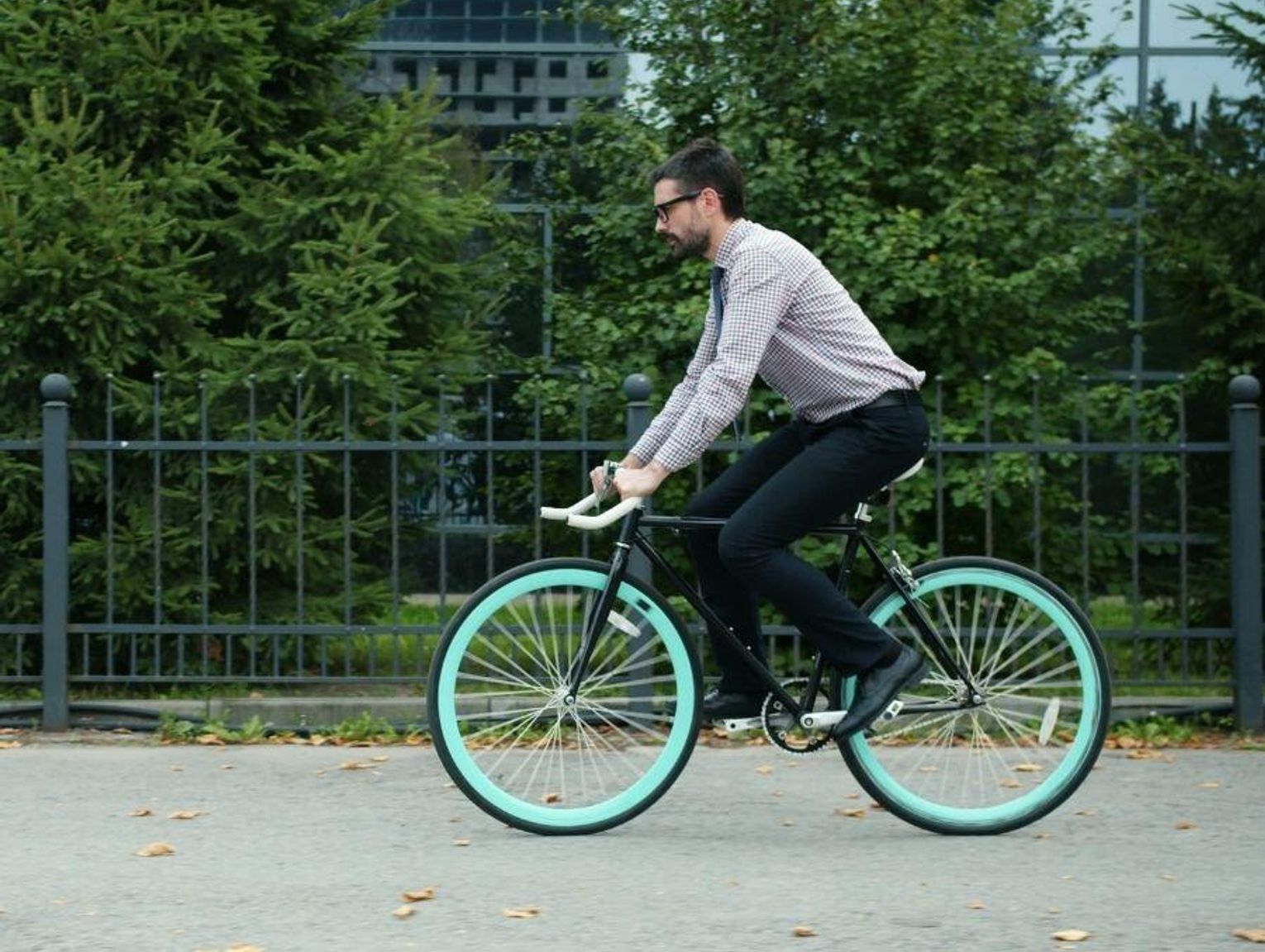 Polacy kochają rowery, ale nie znają przepisów