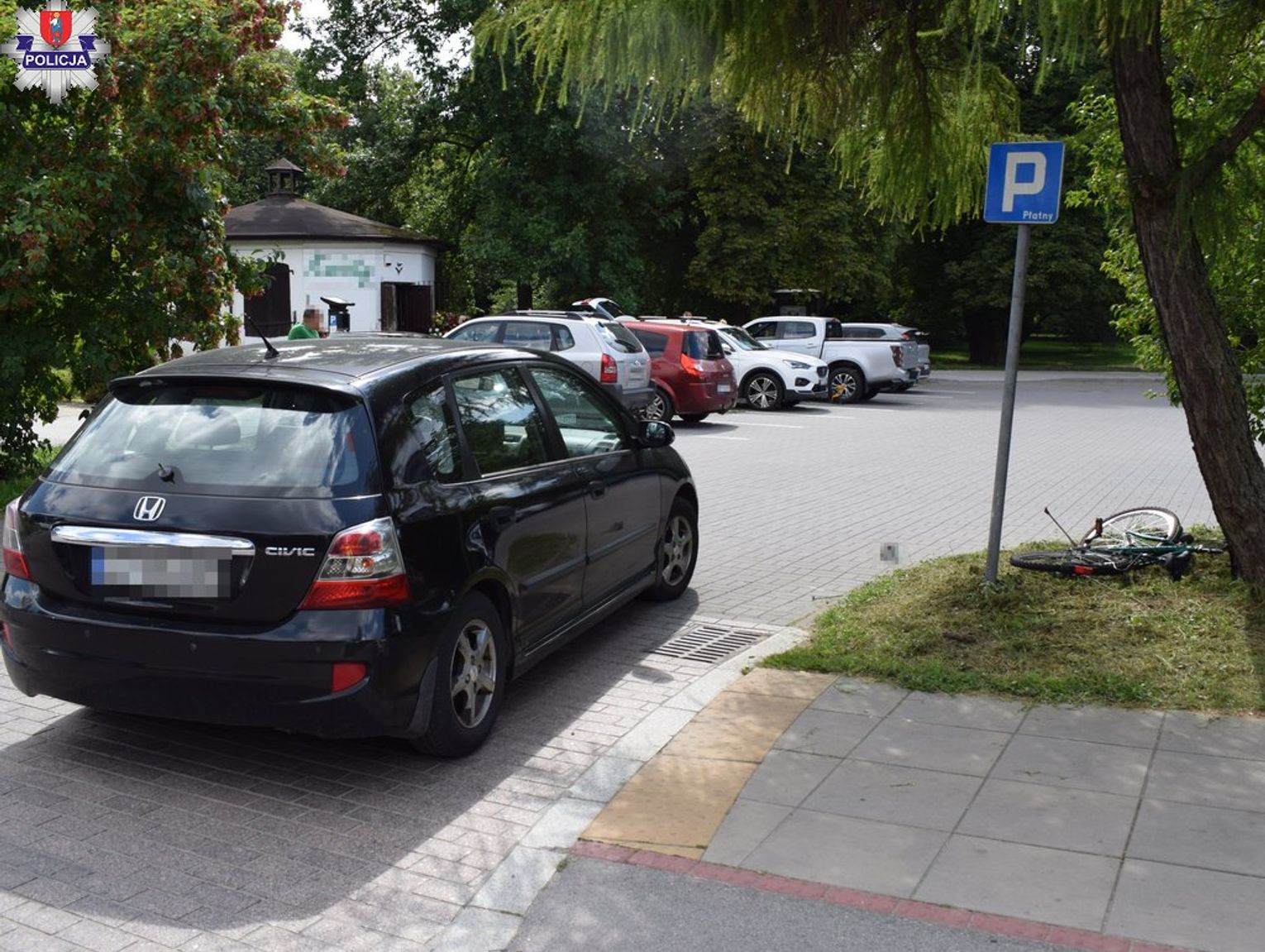 Potrącenie 16-letniego rowerzysty w Zamościu. Nastolatek trafił do szpitala