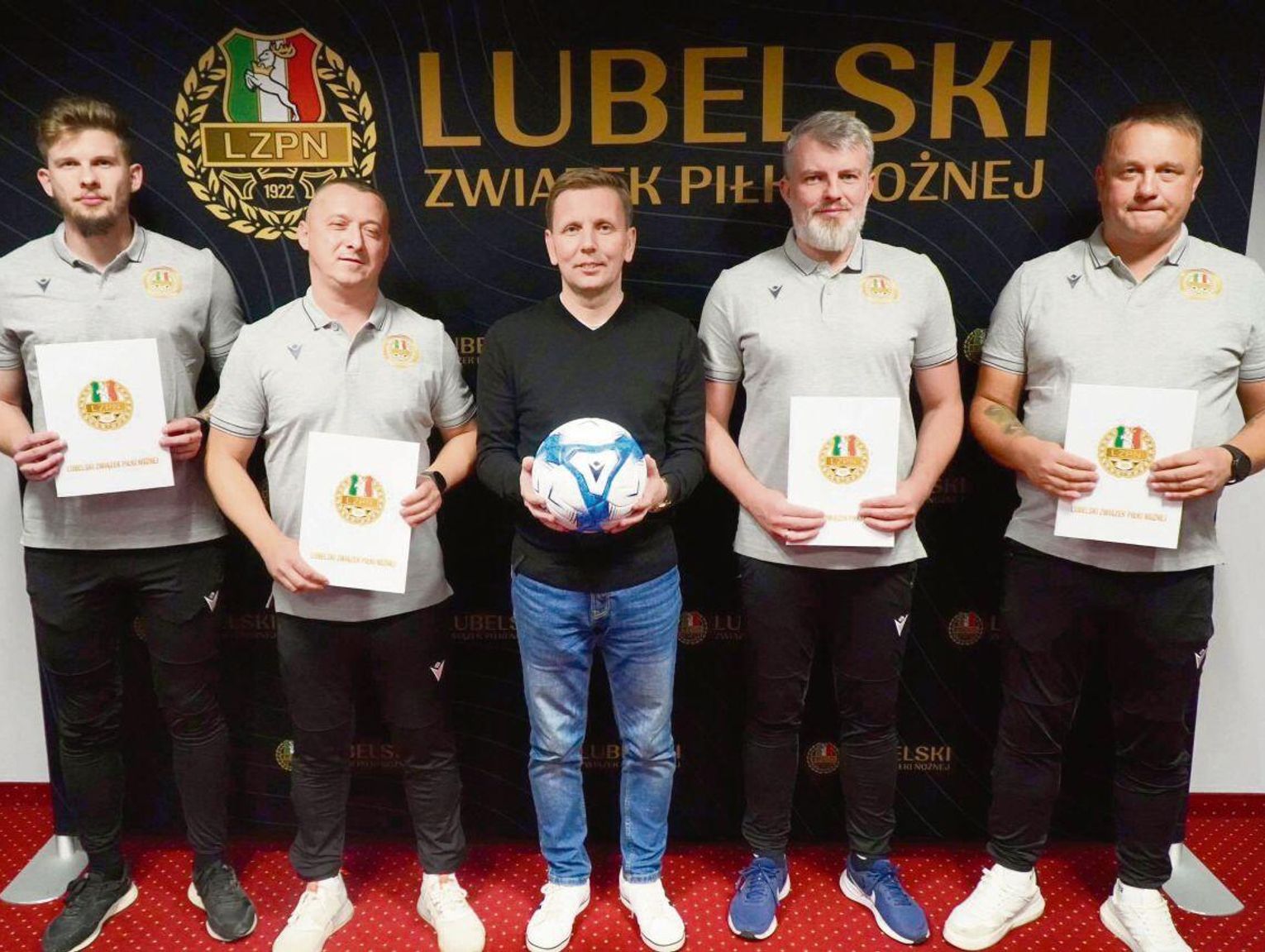 Puchar Regionów UEFA. Trenerzy z okręgu zamojskiego poprowadzą kadrę