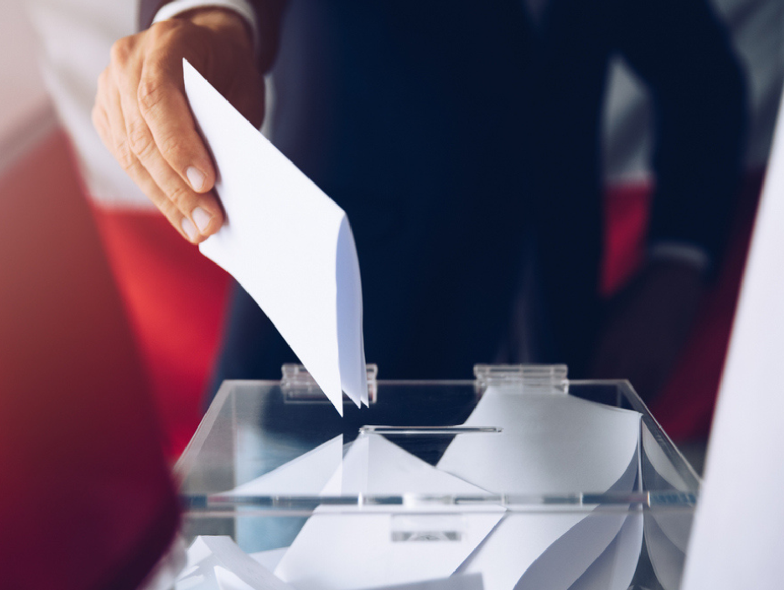 Razem, PSL i Polska 2050 poniżej progu. Lider przez cały czas ten sam