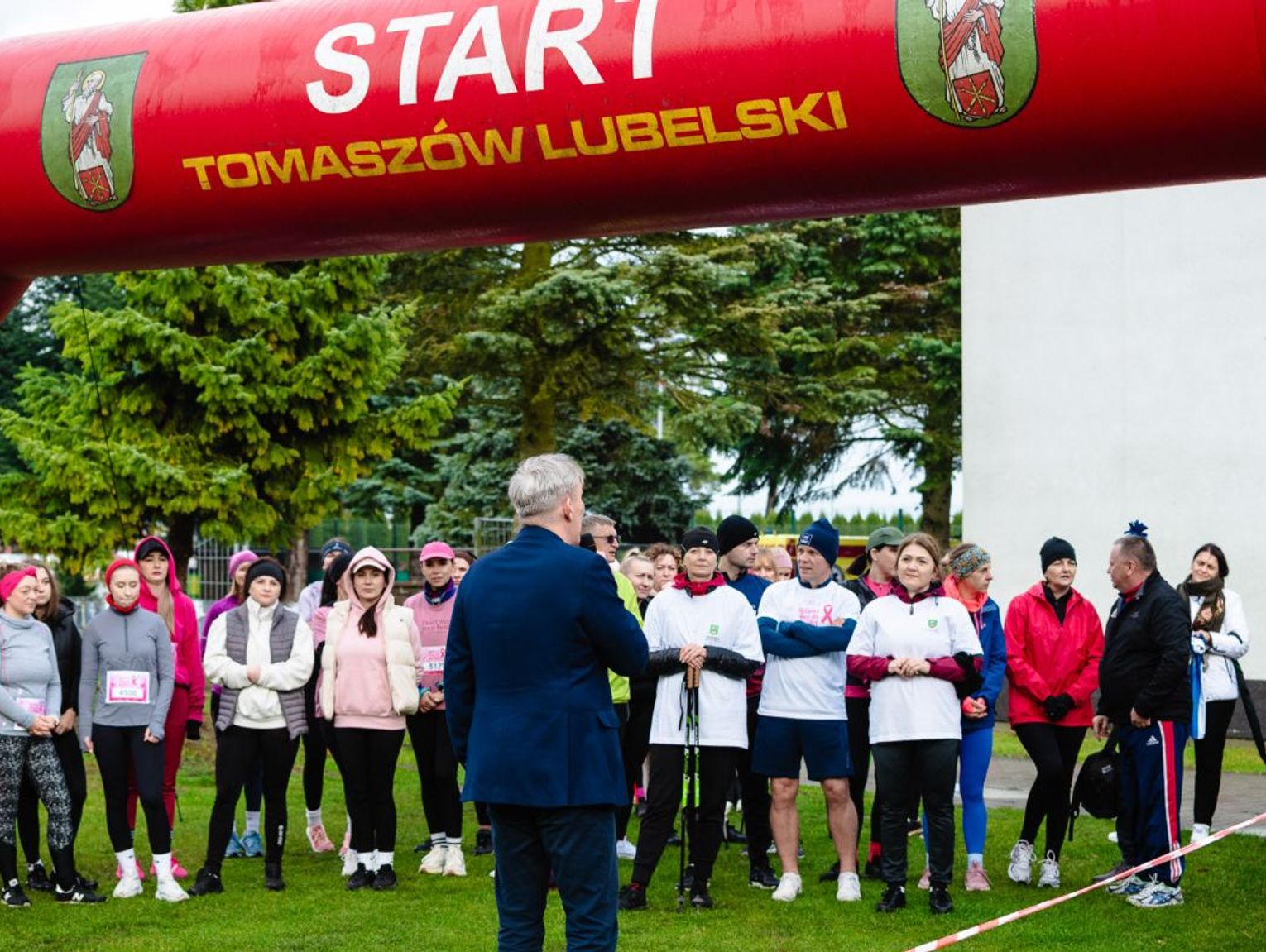 Różowy Bieg Kobiet w Tomaszowie Lubelskim. Bo profilaktyka ratuje życie [ZDJĘCIA]