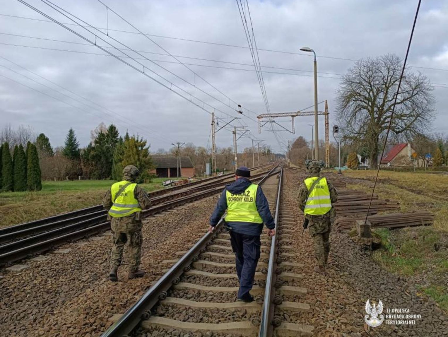 Rząd ogłosił alarm Charlie. Co to oznacza?