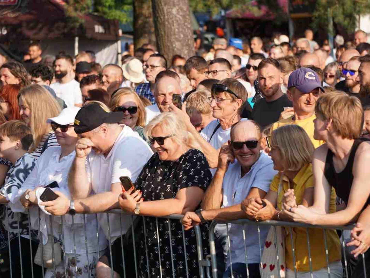Susiec: 25. edycja Transgranicznego Festiwalu Pieśni o Roztoczu. Gwiazdą był zespół PIERSI [ZDJĘCIA]