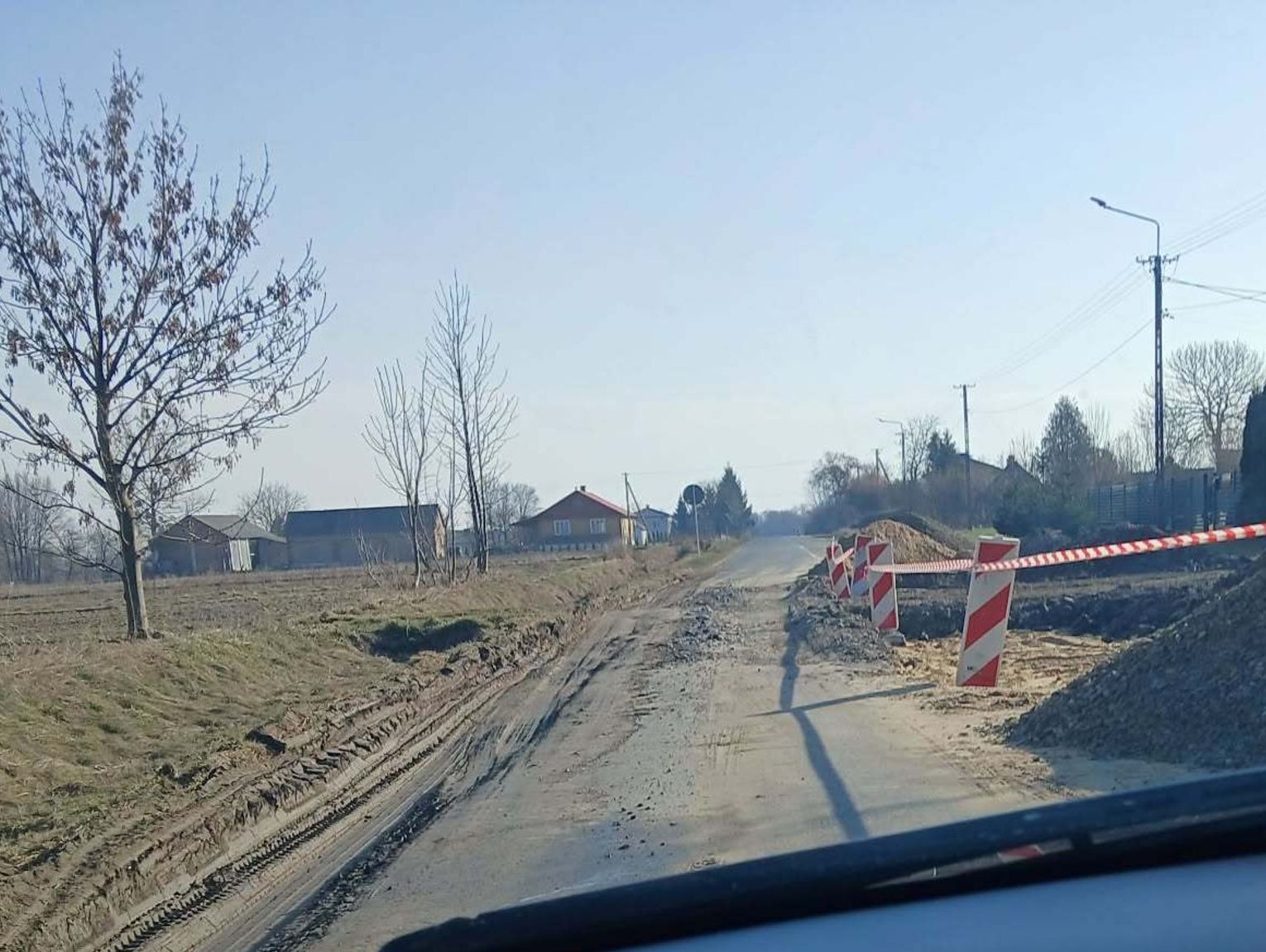 Tiry rozjeżdżają nam drogi powiatowe! Najgorzej jest w gminach Sułów, Radecznica, Komarów-Osada i Miączyn