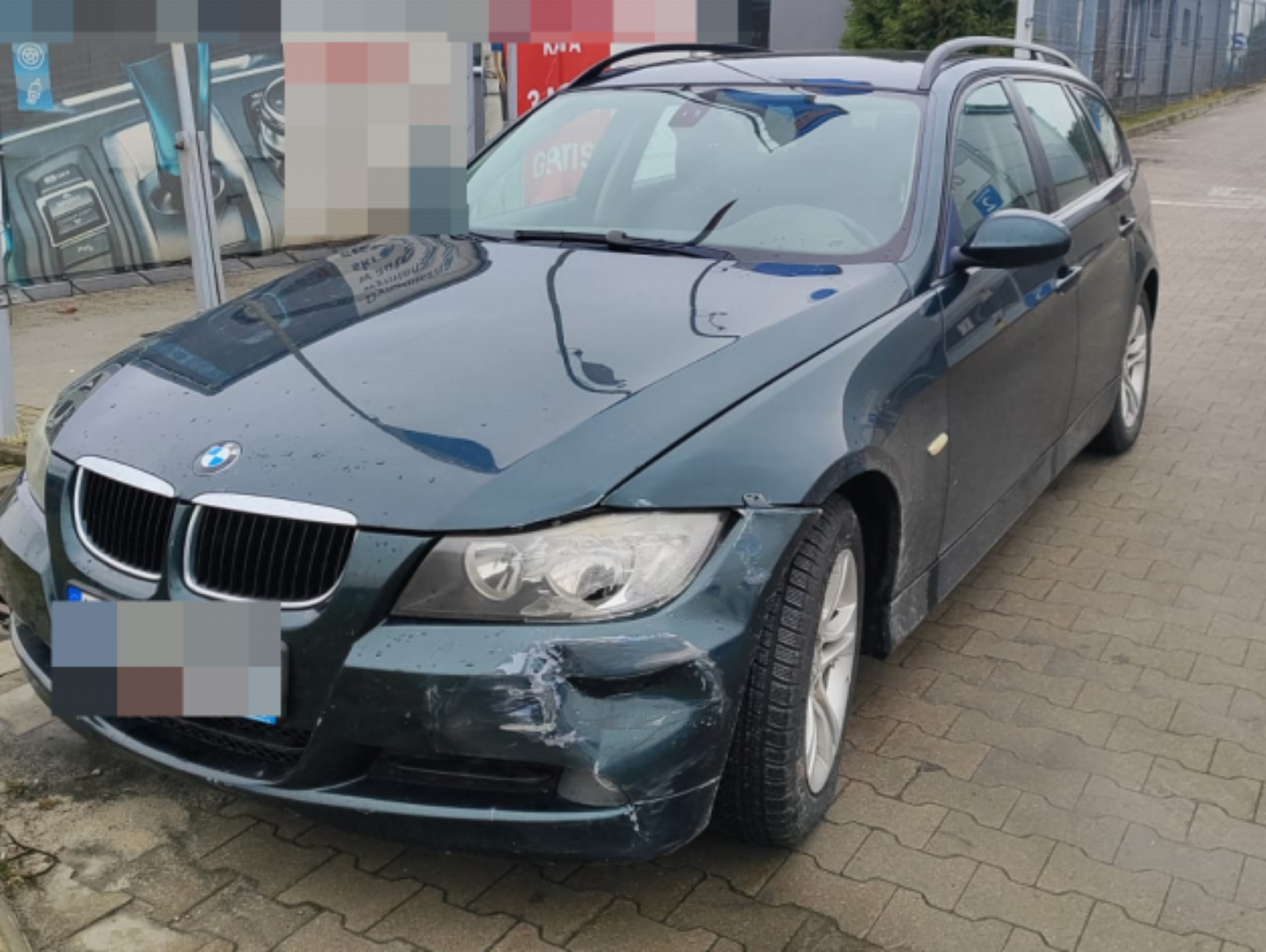 Tomaszów Lub.: Emerytowany policjant i obywatel zatrzymali pijanego kierowcę bmw