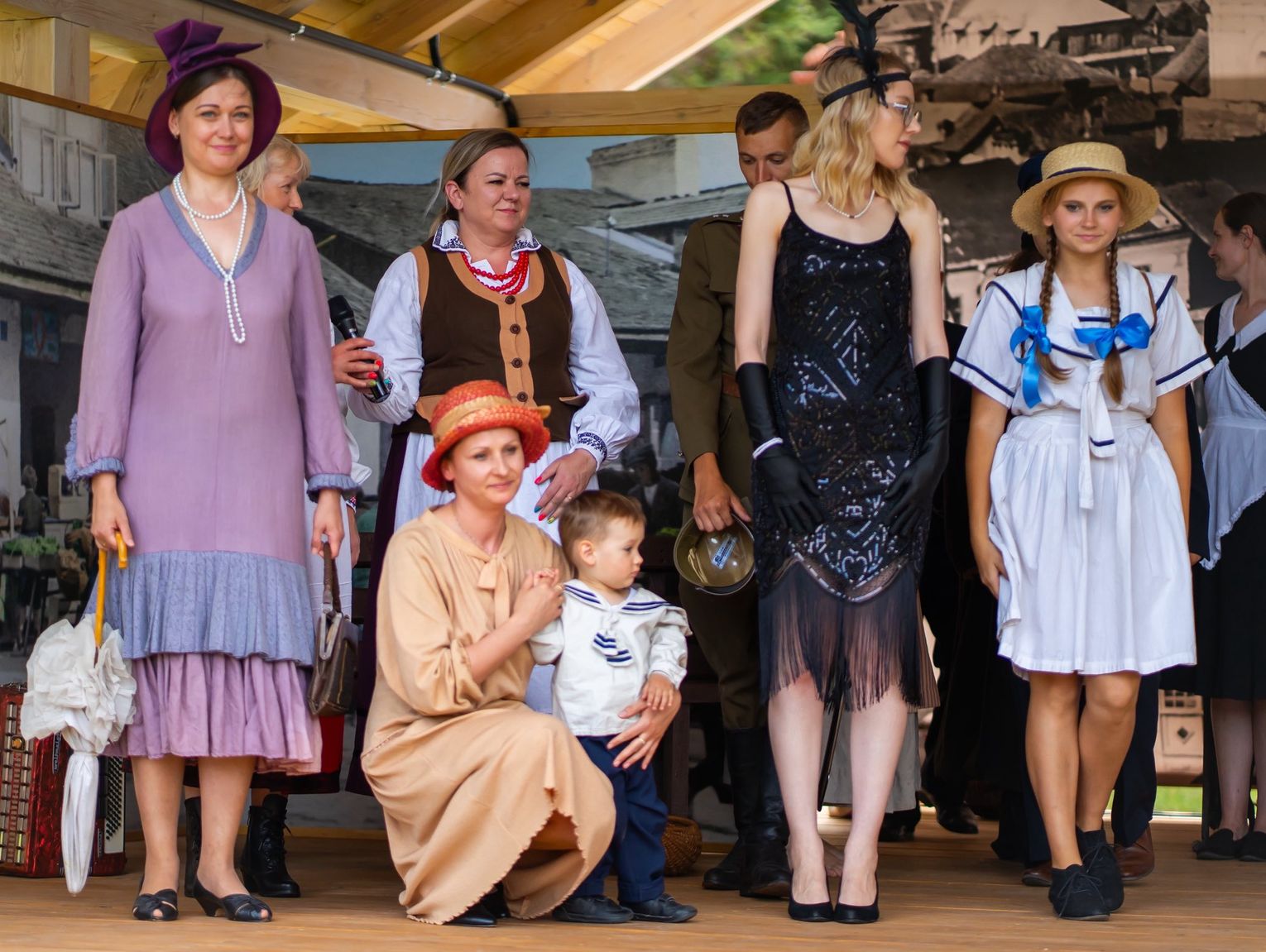 Tomaszów Lub.: Lata 20., lata 30. Muzeum Regionalne zorganizowało konkurs na strój z XX wieku [ZDJĘCIA]