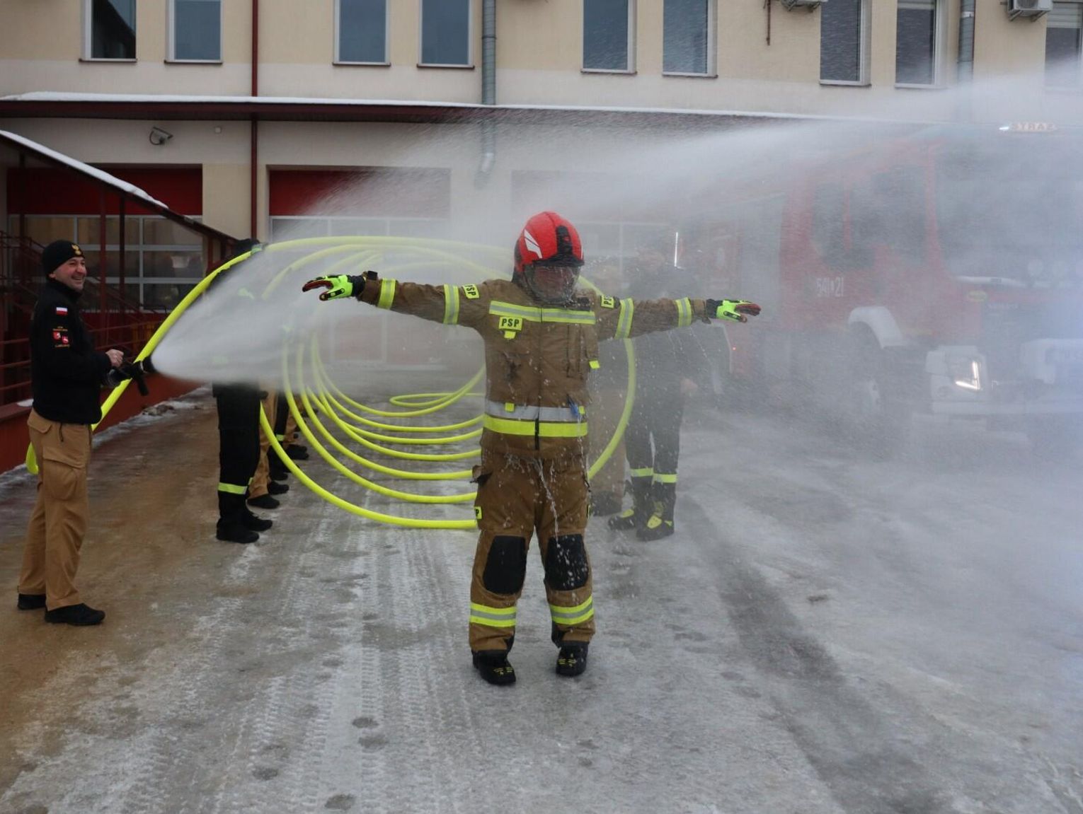 Tomaszów Lub.: Strażacka służba dobiegła końca. St. asp. Krupa przeszedł na emeryturę [ZDJĘCIA]