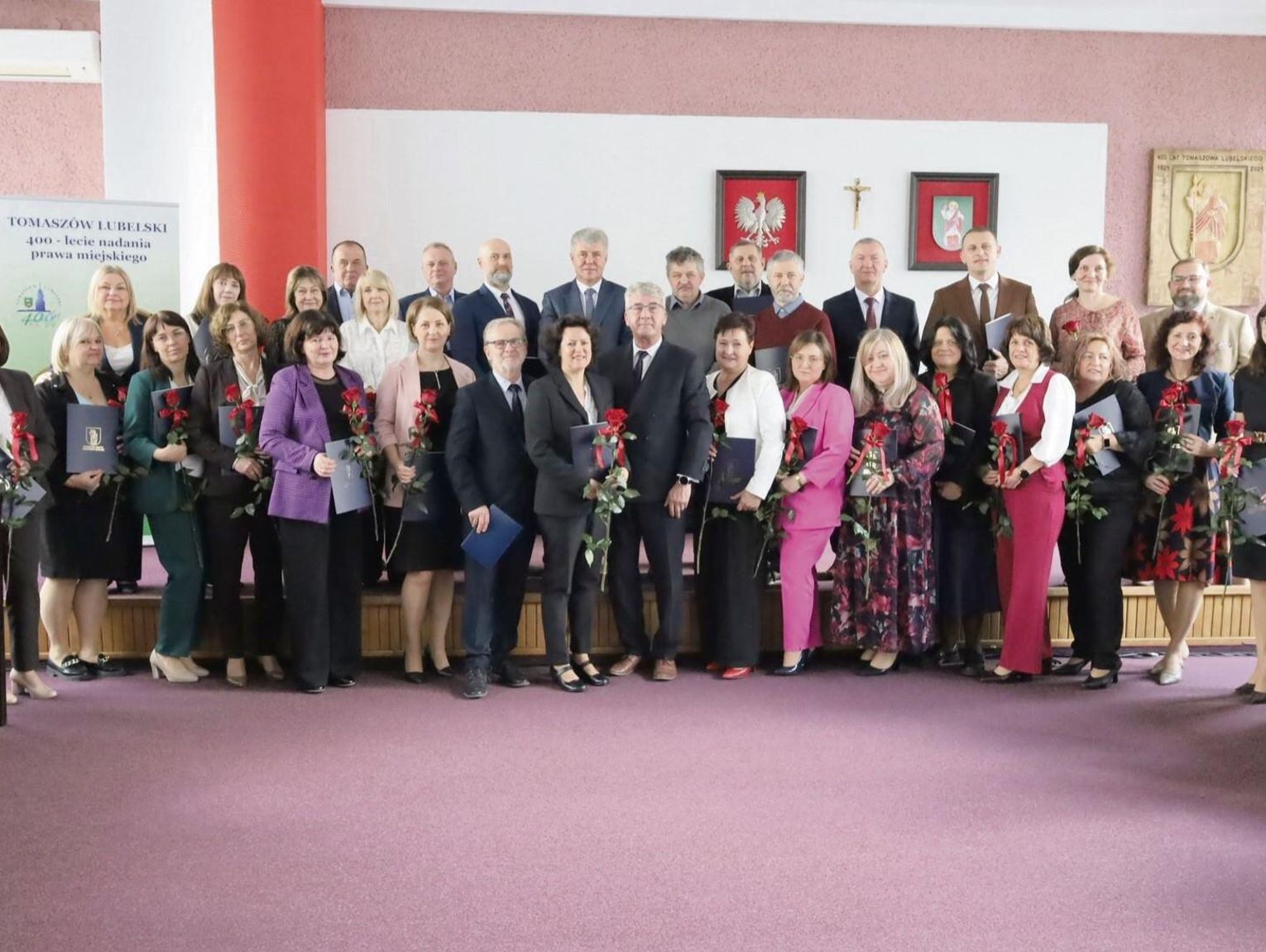 Tomaszów Lubelski: Nagrody dla nauczycieli miejskich szkół i przedszkoli