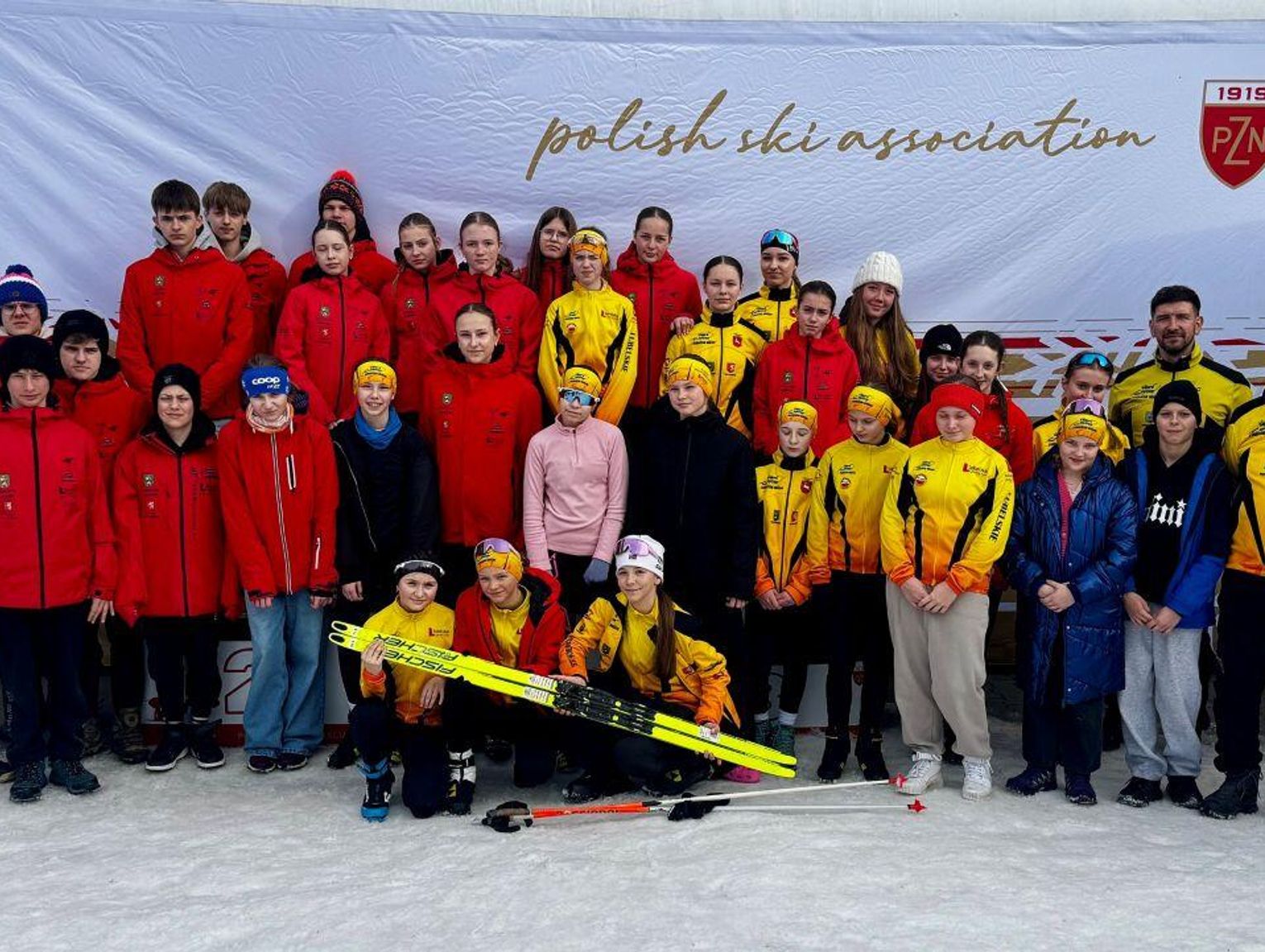 Tomaszów Lubelski: Sukces młodych narciarzy z MULKS Grupa Oscar na trasach CSZ Ptaszkowa
