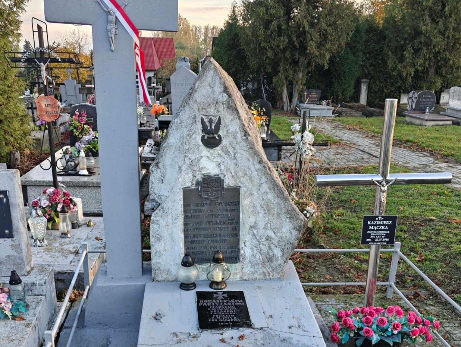 Tyszowce: Trzech żołnierzy, jedna mogiła. Po kweście będzie można odnowić grób