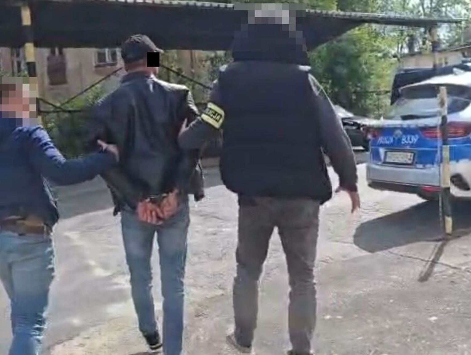 Wpadł w obcym mieście. Poszukiwany oszust internetowy trafił za kratki [FILM]