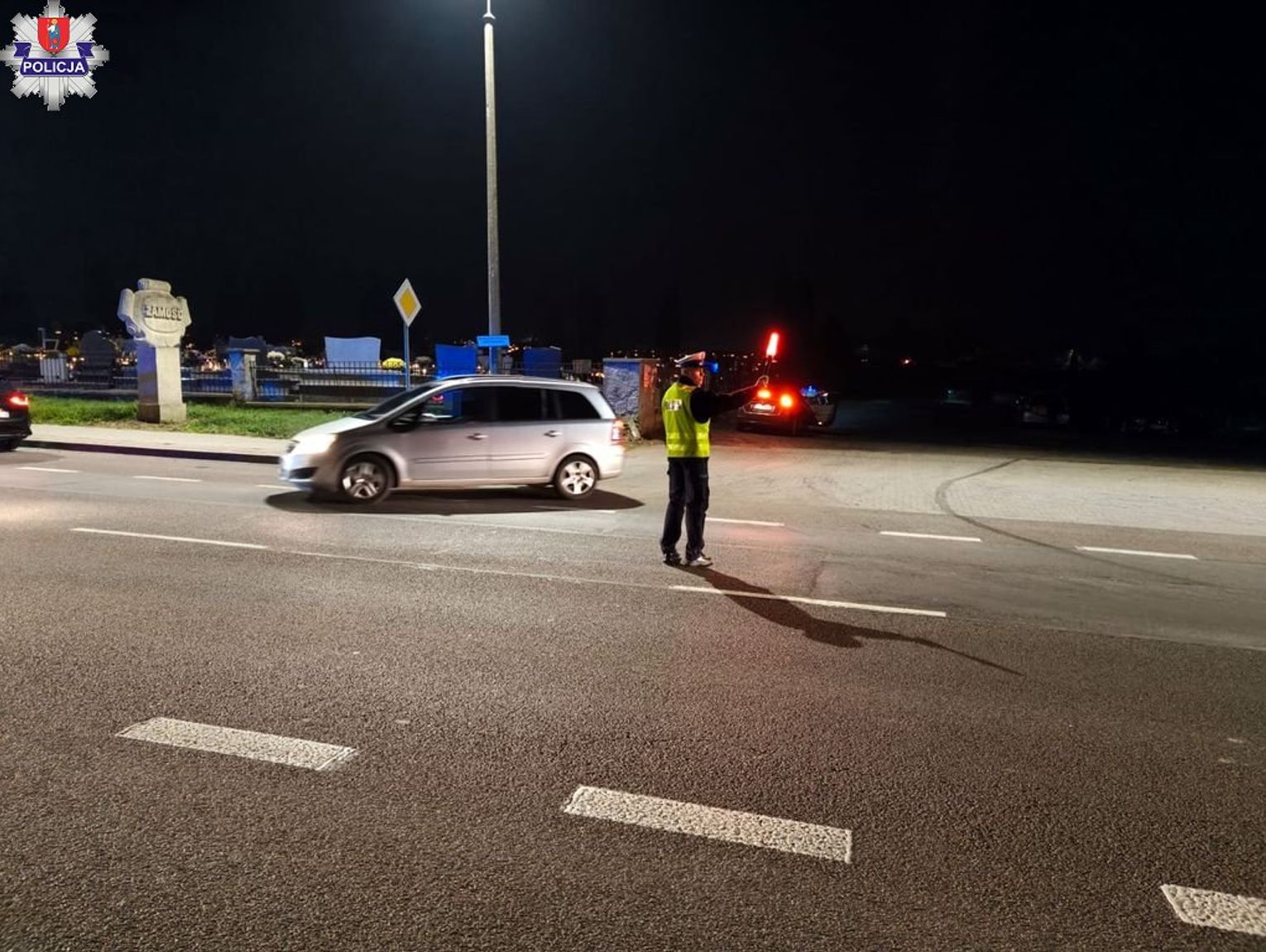 Zamość: 13 kolizji, 6 pijanych kierowców na Wszystkich Świętych, 100 wykroczeń