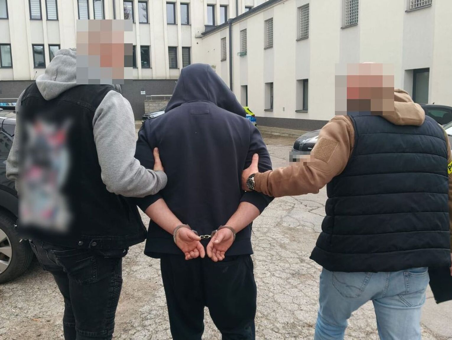 Zamość: 8 kg narkotyków u poszukiwanego listem gończym. Grozi mu 15 lat