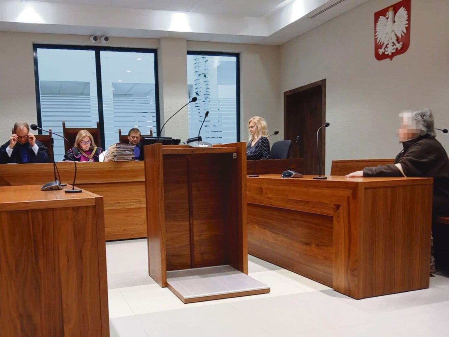 Zamość/Józefów: 75-latka skazana na więzienie. Latami znęcała się nad seniorami w domu opieki