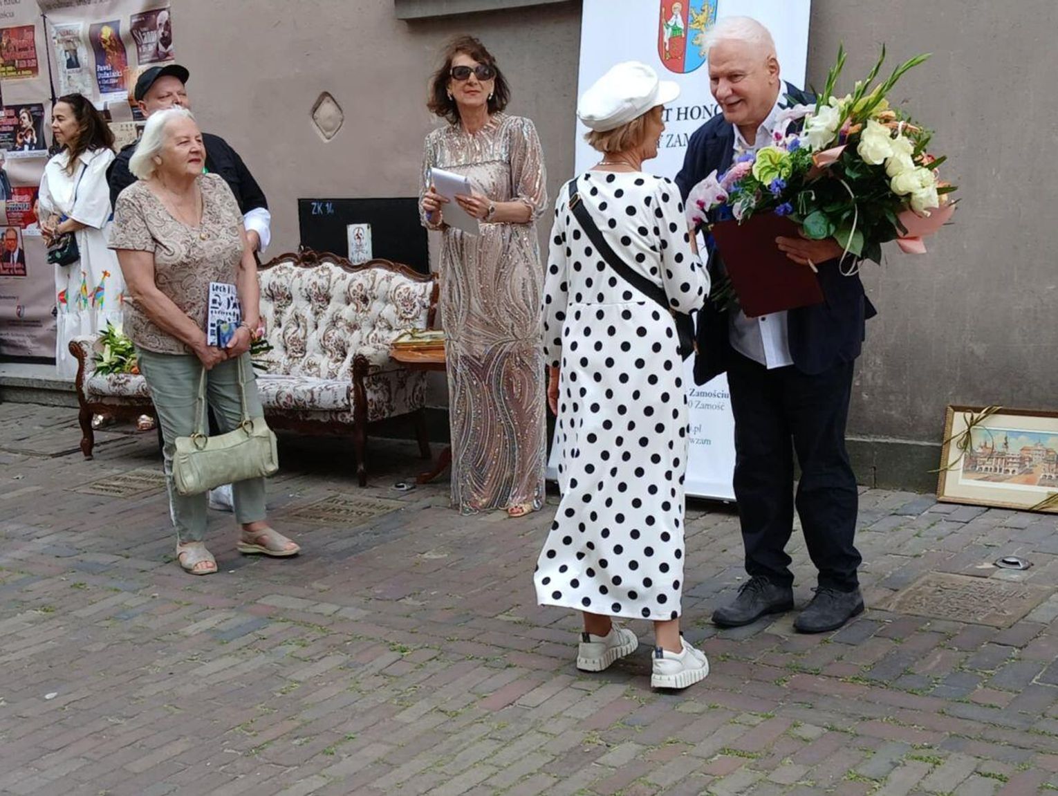 Zamość: Lech Majewski odsłonił tablicę w Alei Sław [ZDJĘCIA]