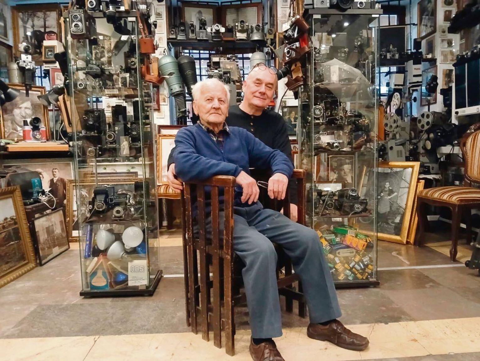 Zamość: Na tym krześle mógł siedzieć marszałek Piłsudski. Mebel ocalił Mieczysław Wańczyk