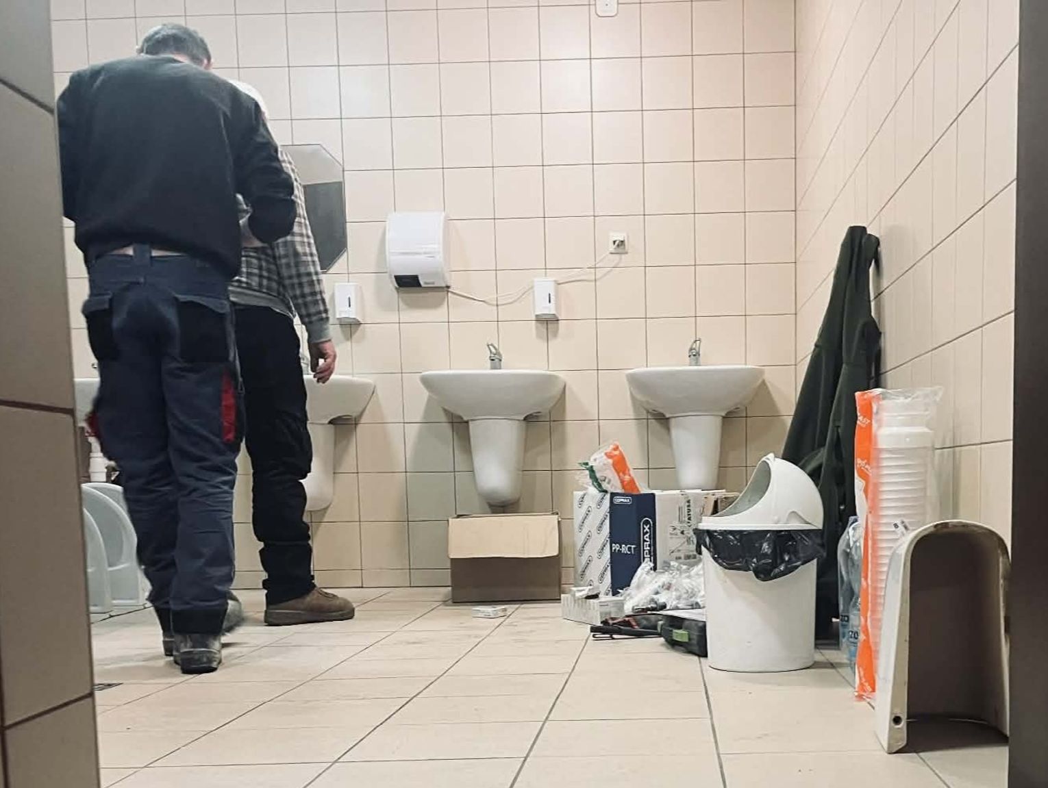 Zamość: Toaleta przy Bramie Szczebrzeskiej zamknięta. Remontują przed sezonem