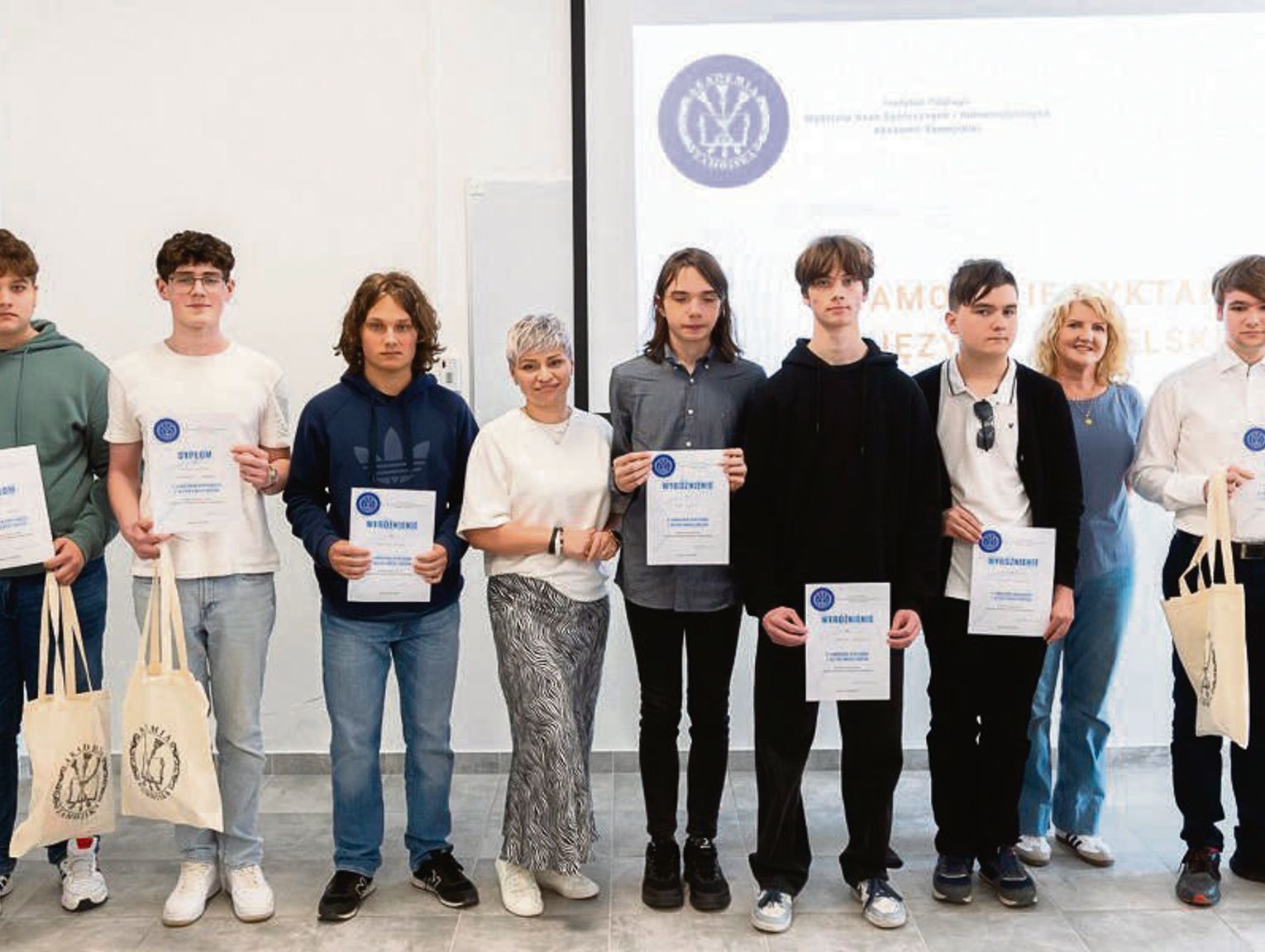 Zamość: Znamy laureatów dyktanda po angielsku. Pisali je uczniowie z czterech powiatów