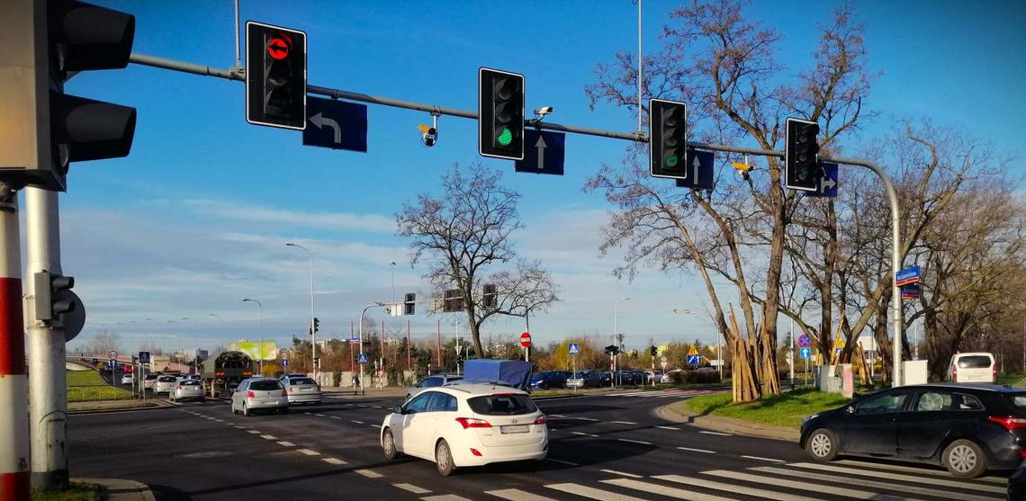 Wiesz, że jedziesz za szybko, a nie dostałeś mandatu? To przez tolerancję błędu fotoradaru.