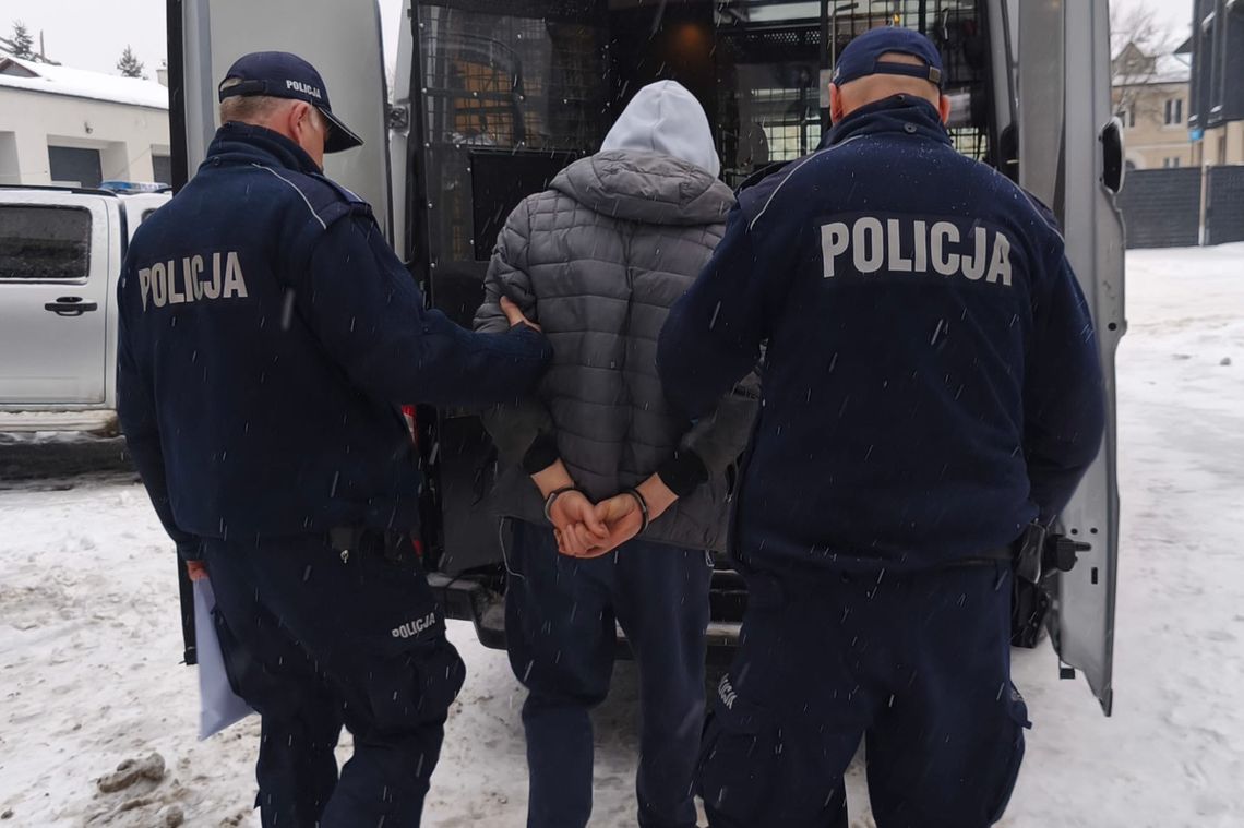 Po zatrzymaniu poszukiwani i poszukiwane trafili do aresztów śledczych lub zakładów karnych