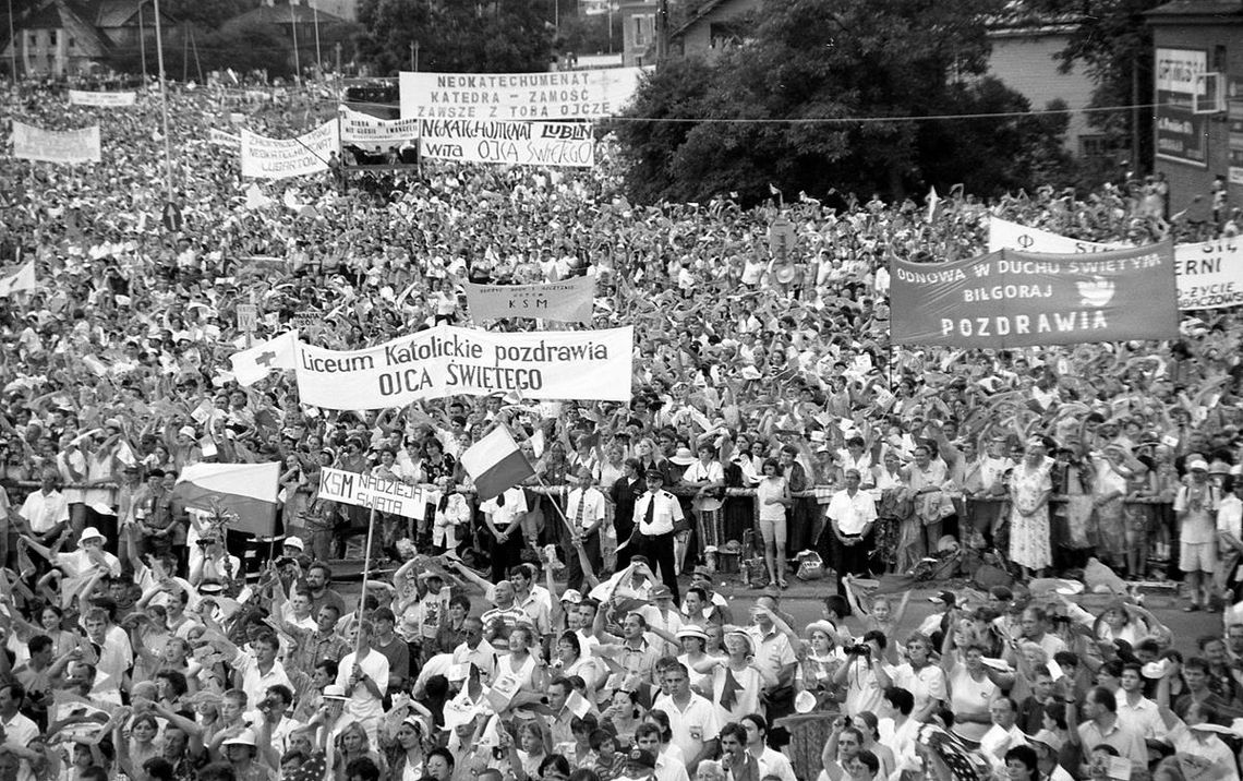12 czerwca 1999 roku Ojciec Święty Jan Paweł II przyjechał do Zamościa.