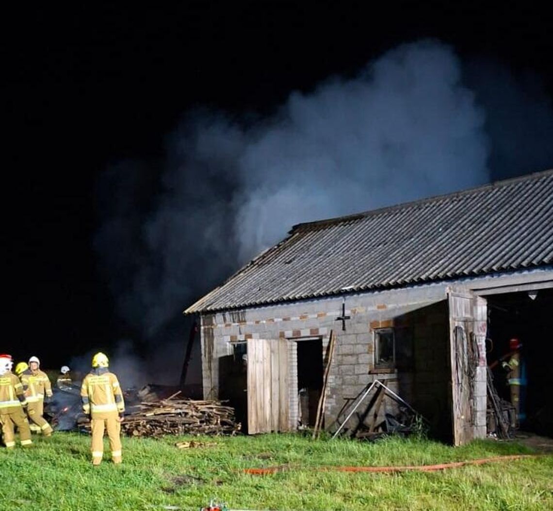 36-latek z Werbkowic zatrzymany na gorącym uczynku! Wyszedł z płonącej stodoły z zapalniczką