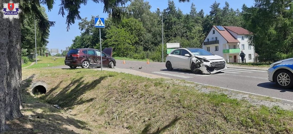 Zdarzenie drogowe na drodze wojewódzkiej DW-849 w miejscowości Adamów.