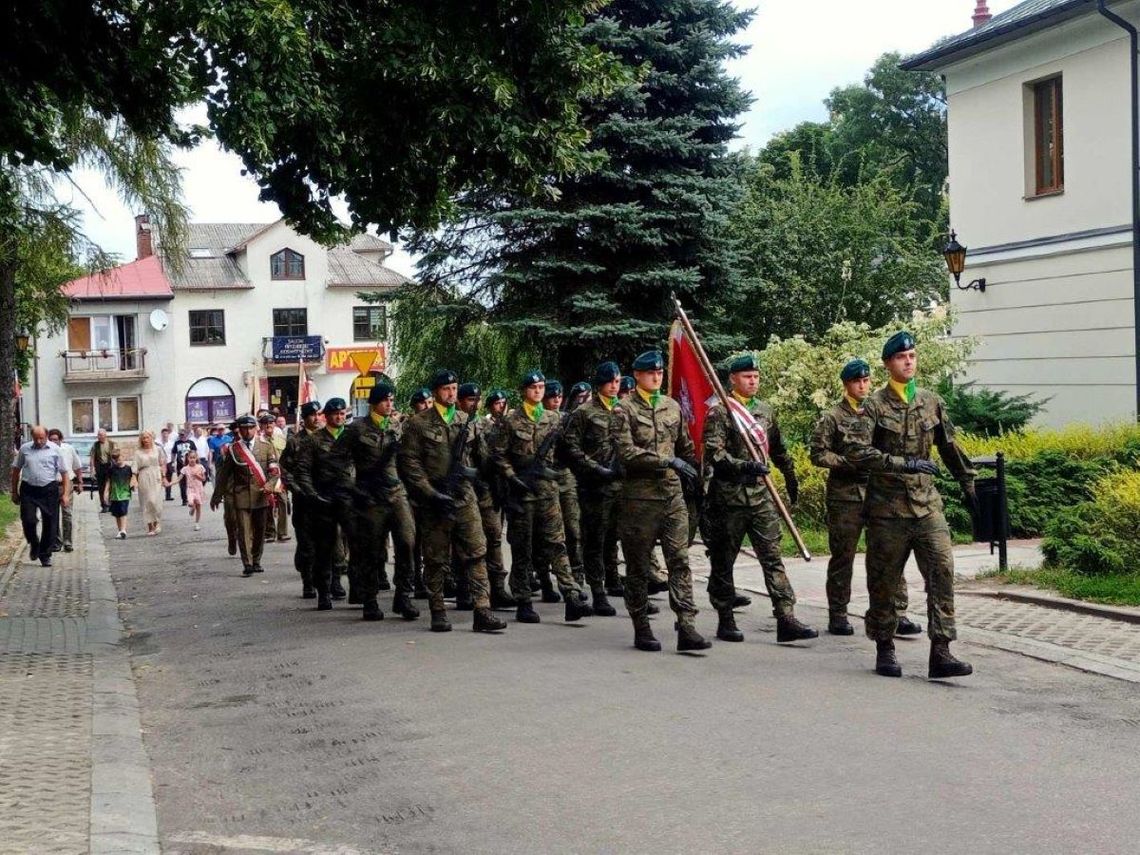 W Szczebrzeszynie odbyły się obchody upamiętniające 80. rocznicę wkroczenia do miasta oddziału Armii Krajowej dowodzonego przez Tadeusza Kuncewicza ps. „Podkowa”.