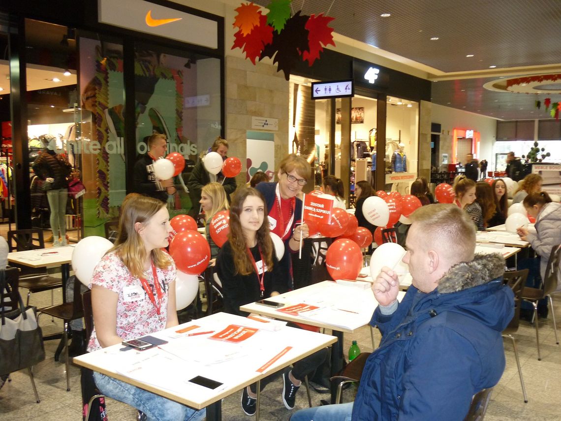 Akcja DKMS dla Łukasza Zwolana i innych