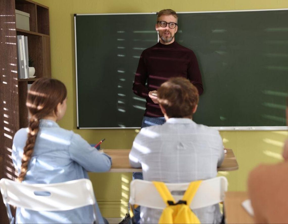 Dane z telefonu wsparcia pokazują skalę problemów psychicznych wśród pedagogów.