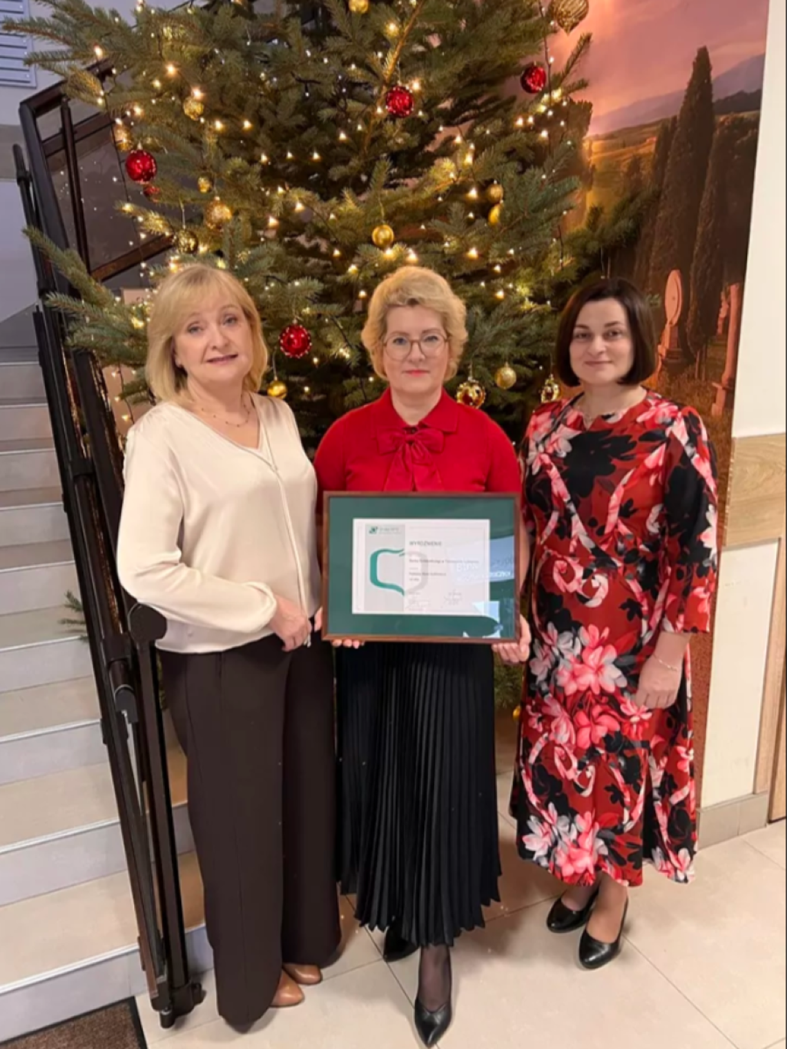 Bank Spółdzielczy w Tomaszowie najlepszy! Dostał prestiżowe wyróżnienie Tomaszowski bank po raz kolejny znalazł się w gronie najlepszych banków spółdzielczych w Polsce.