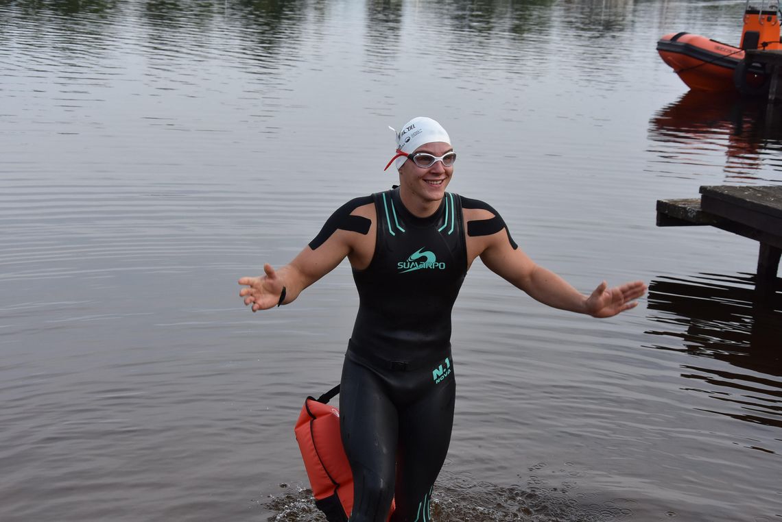 Biłgoraj: Damian chce przepłynąć 100 km w 48 godzin [ZDJĘCIA]