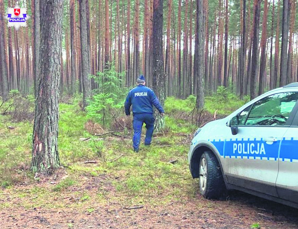 W lesie między miejscowościami Ciosmy i Dąbrowica odnaleziono zwłoki dziewczynki i jej ojca.