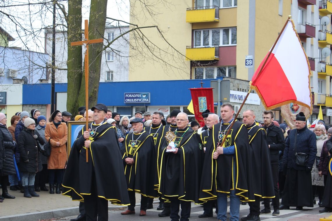 Biłgoraj: Marsz w obronie dobrego imienia św. Jana Pawła II [ZDJĘCIA]