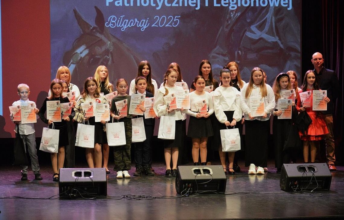 Biłgoraj: Trzy dekady śpiewania o Polsce [ZDJĘCIA]